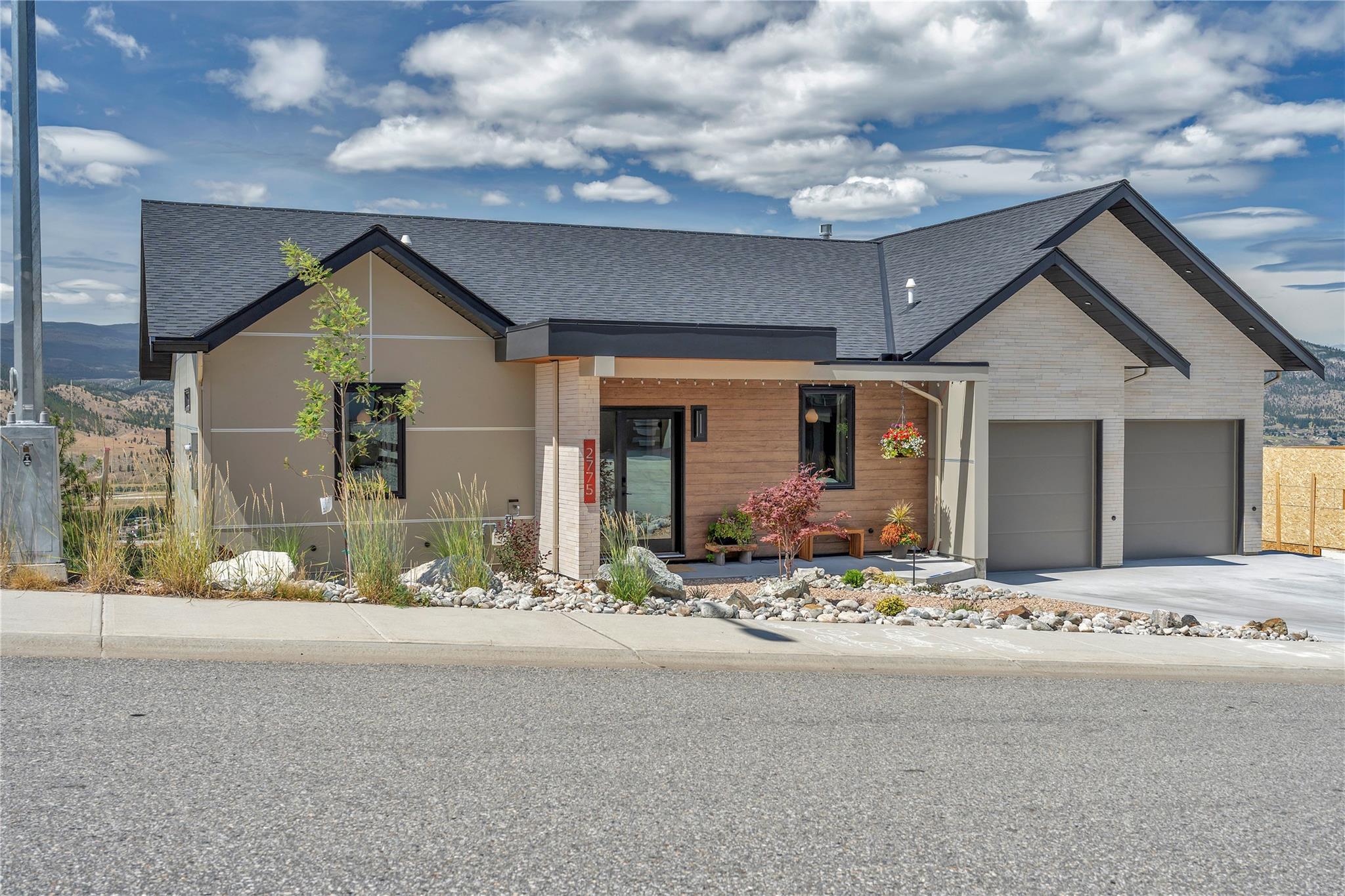 2775 Hawthorn Drive Penticton V2A 0C2