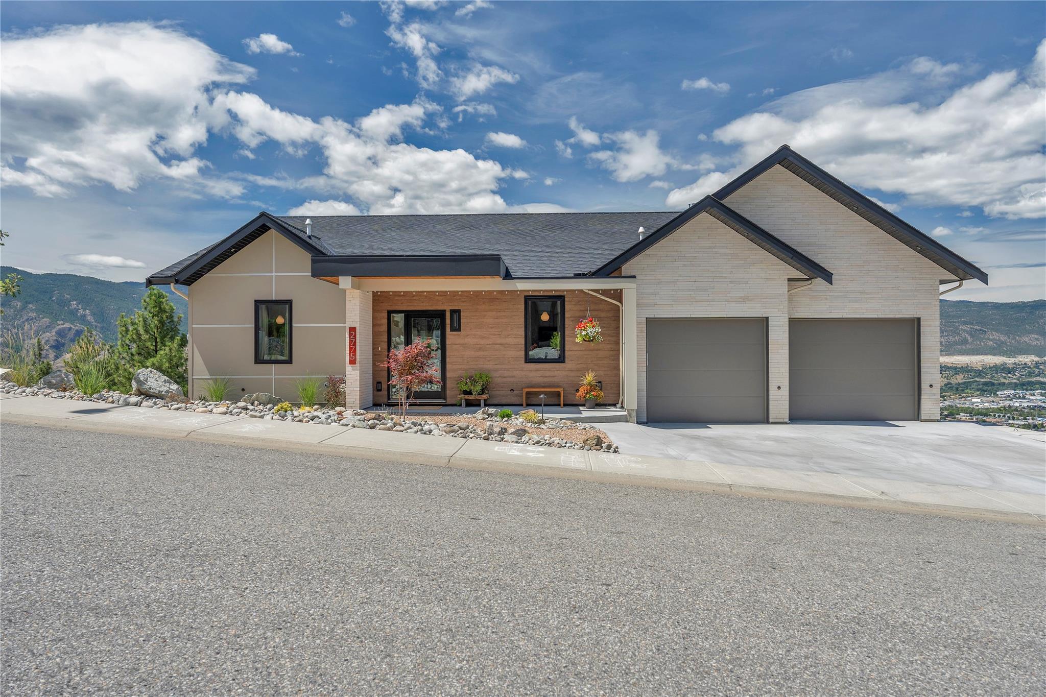 2775 Hawthorn Drive Penticton V2A 0C2