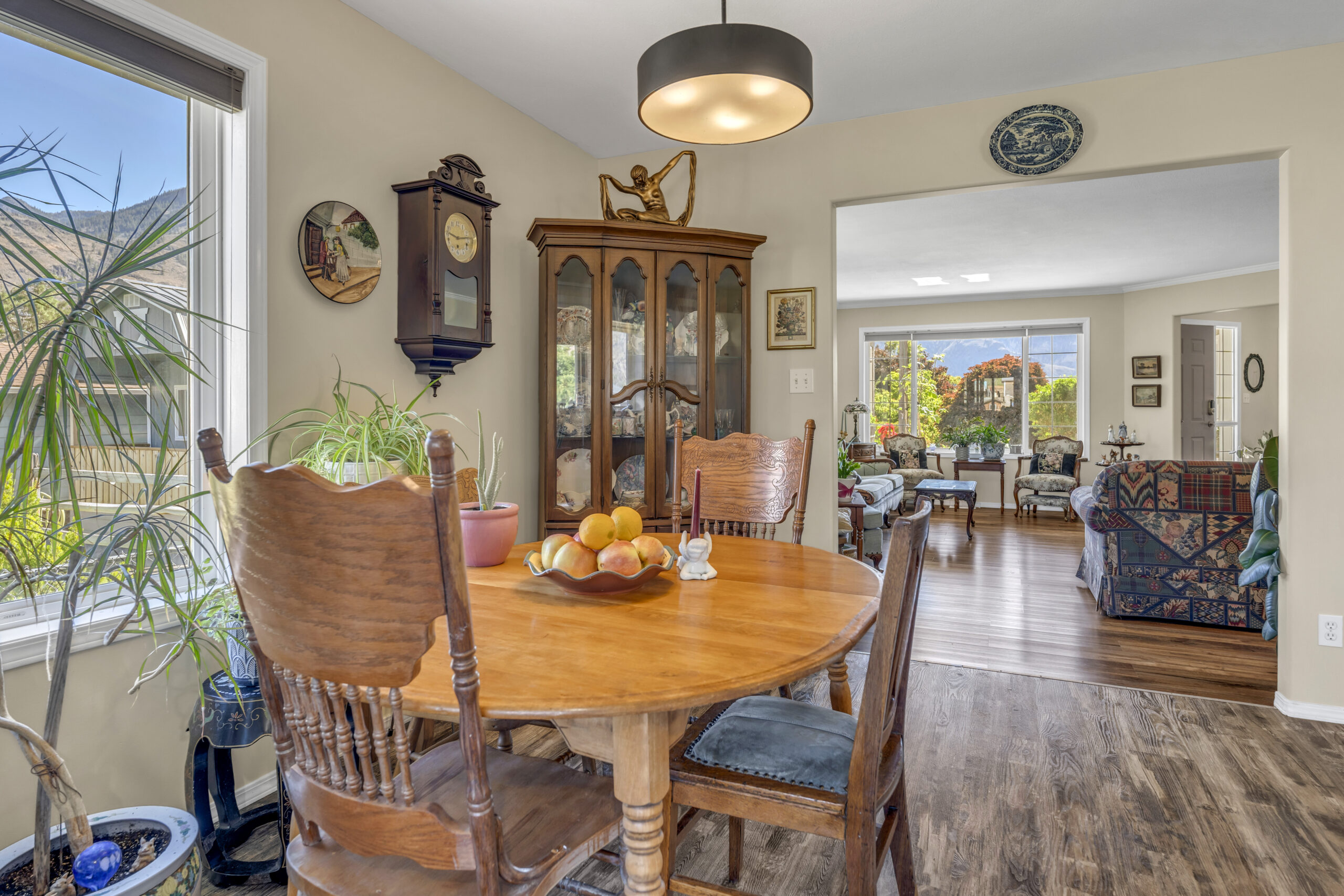 522 Vansanten Road 1 Keremeos V0H 1N5