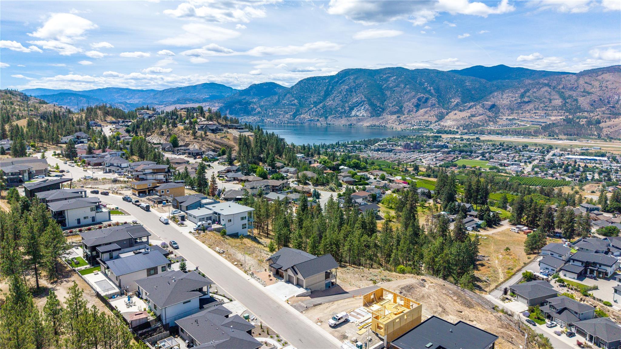 2775 Hawthorn Drive Penticton V2A 0C2
