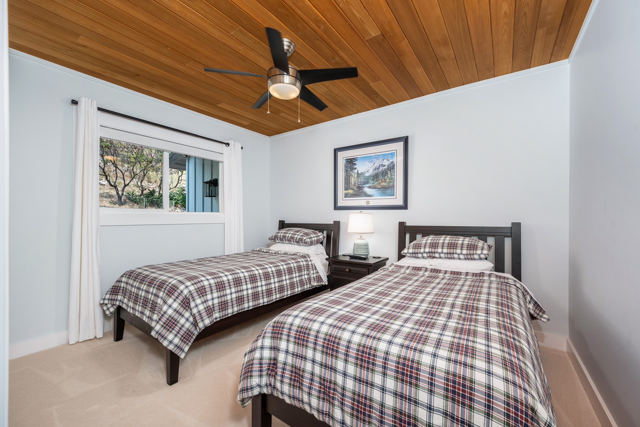 3723 Westside Road N Kelowna V1Z 3W8