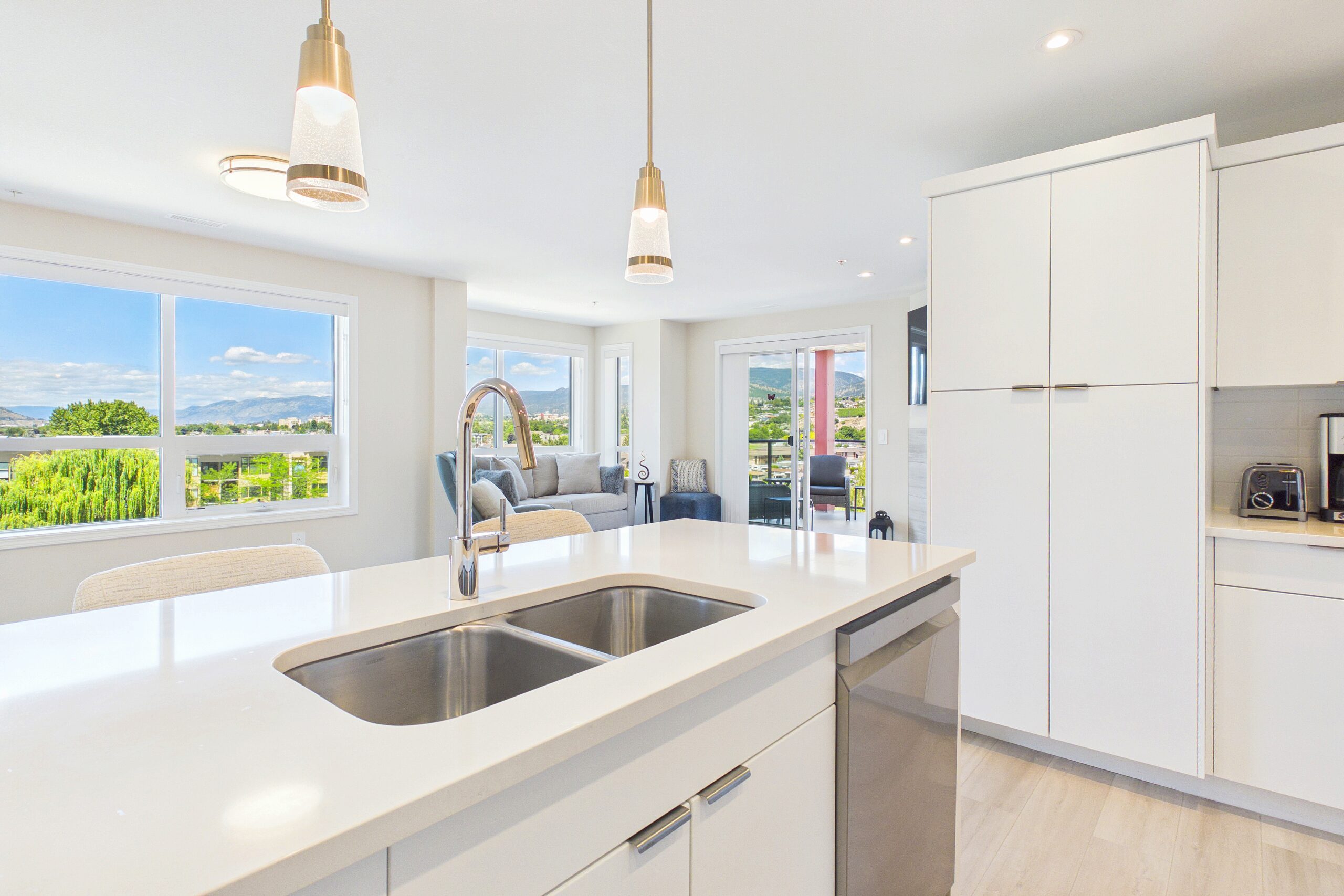 3362 Skaha Lake Road 701 Penticton V2A 0J4