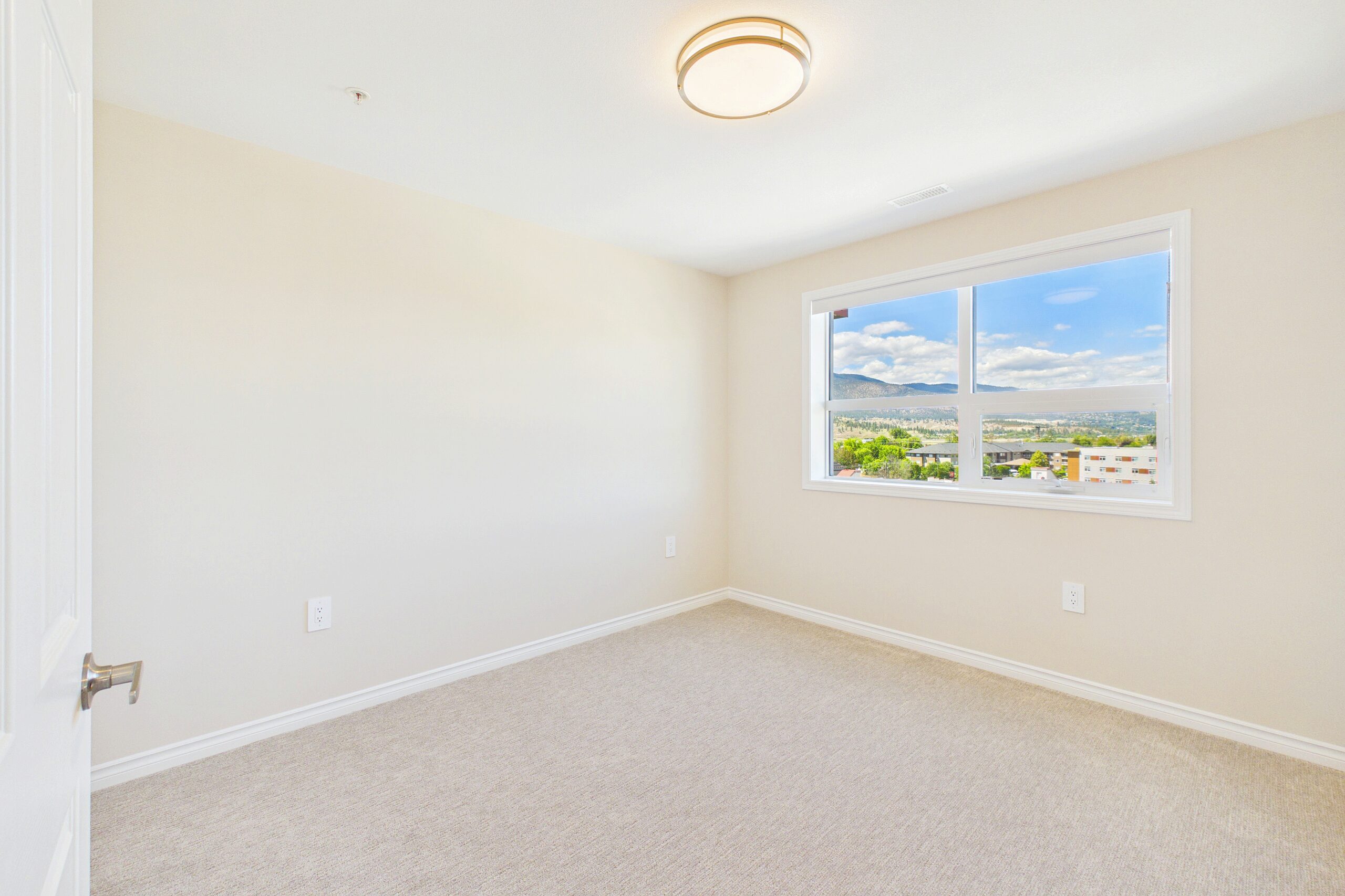 3362 Skaha Lake Road 701 Penticton V2A 0J4