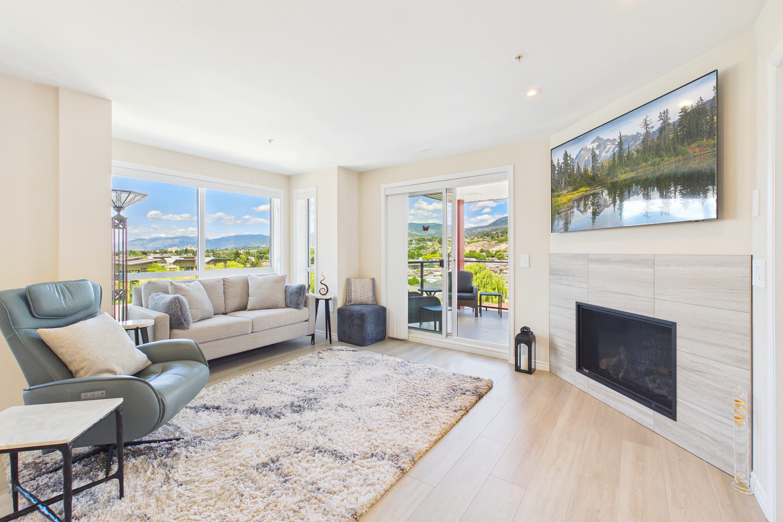 3362 Skaha Lake Road 701 Penticton V2A 0J4