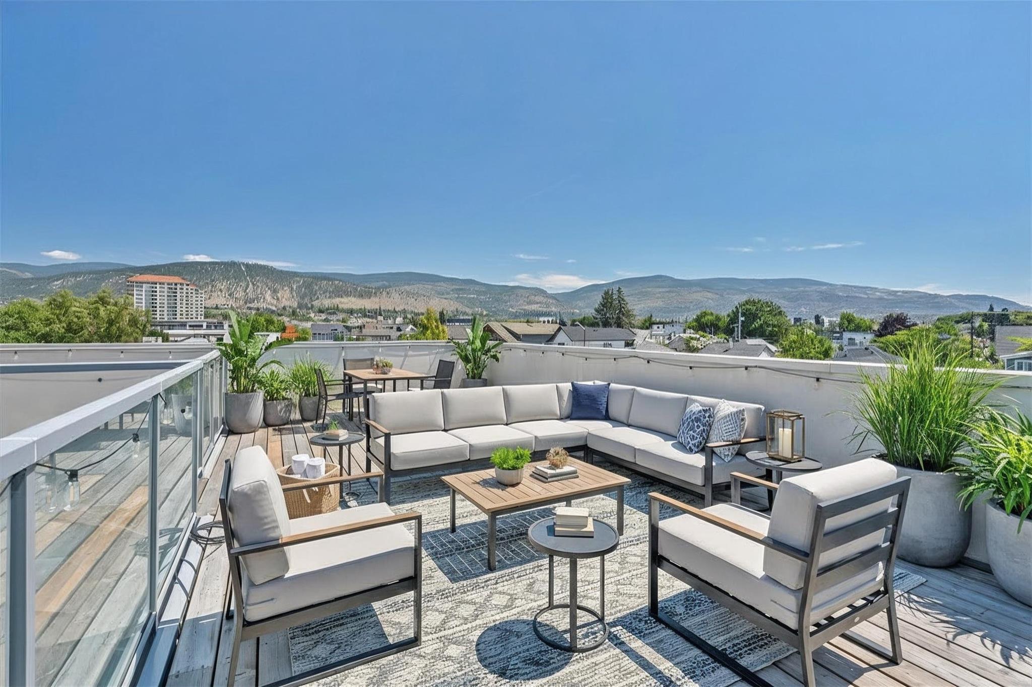 581 Churchill Avenue Penticton V2A 1E2