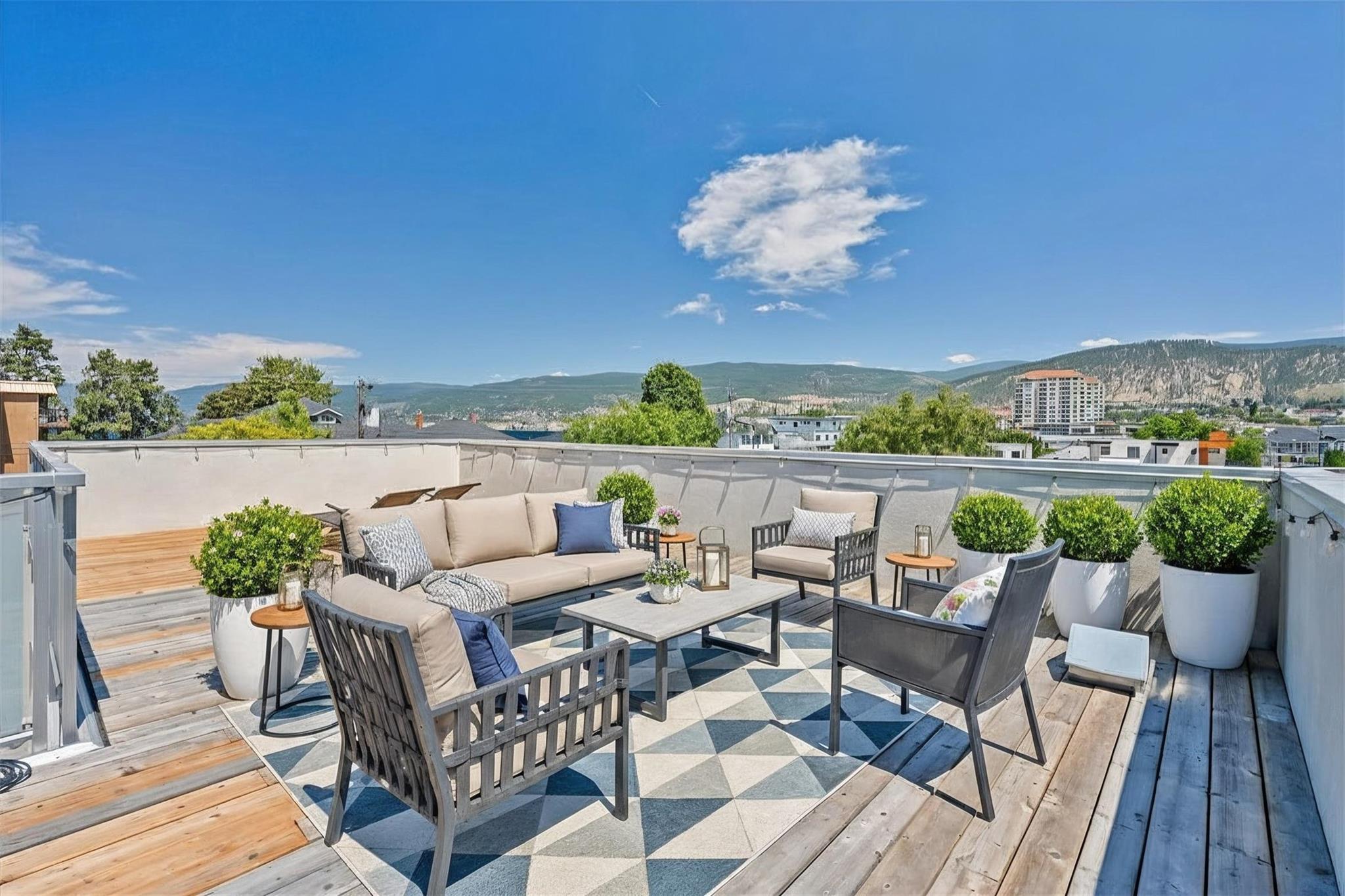 581 Churchill Avenue Penticton V2A 1E2
