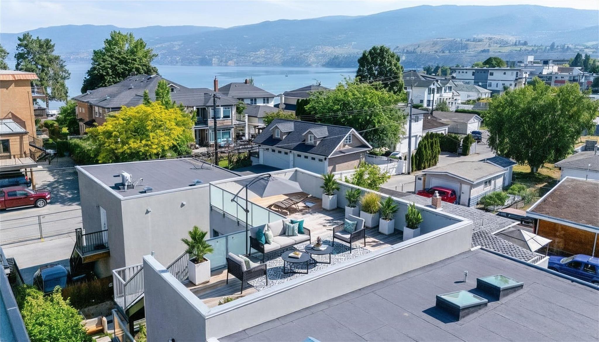 581 Churchill Avenue Penticton V2A 1E2