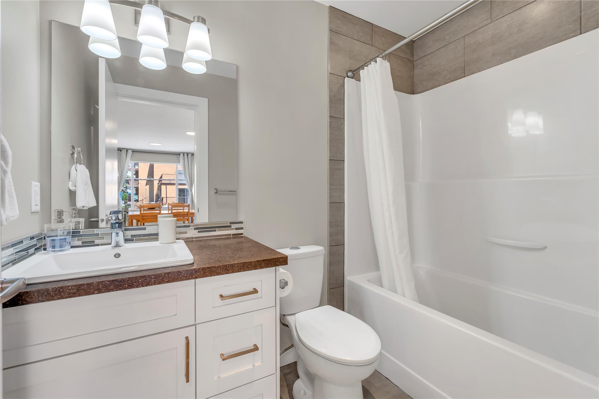 581 Churchill Avenue Penticton V2A 1E2