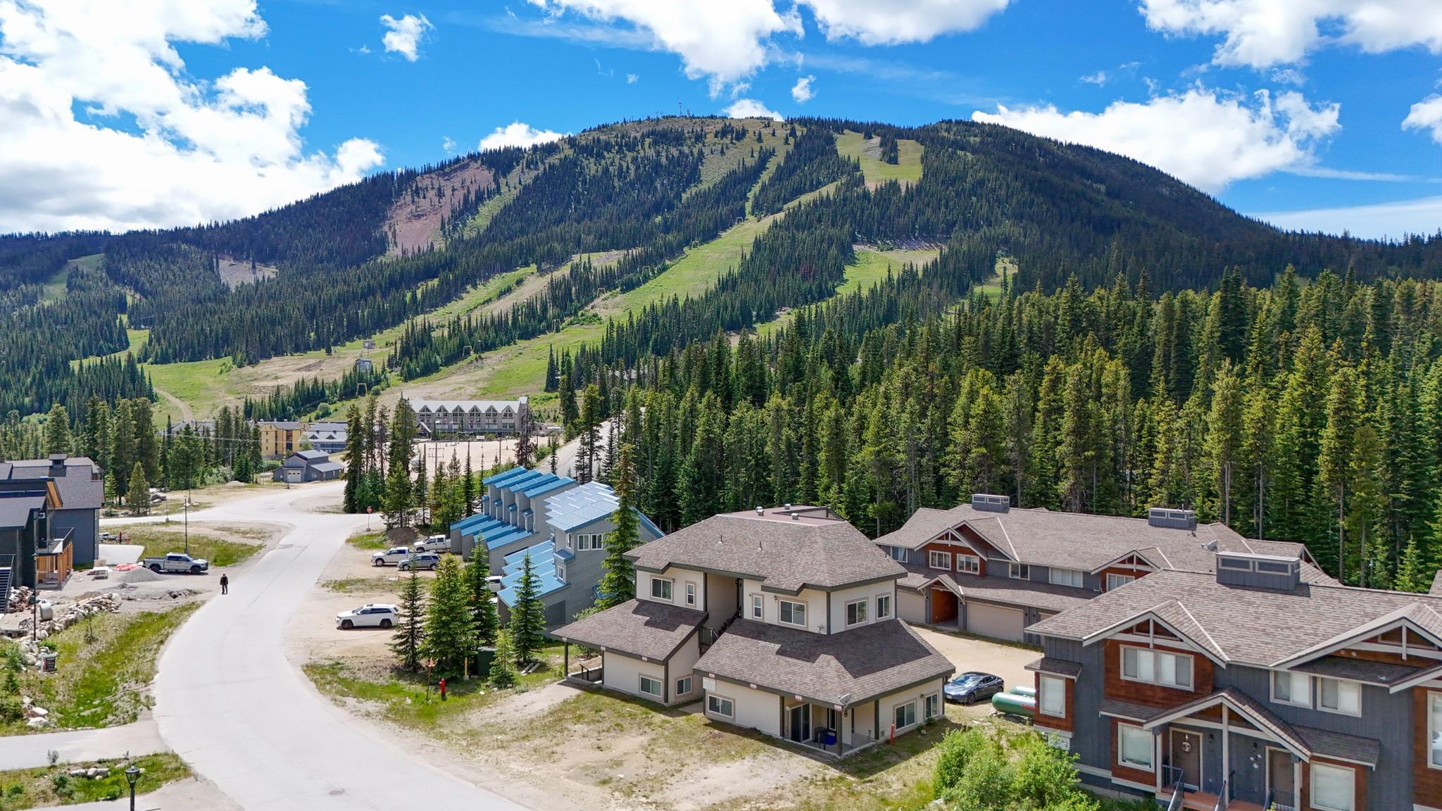 156 Clearview Road 103A Apex Mountain V2A 0E2