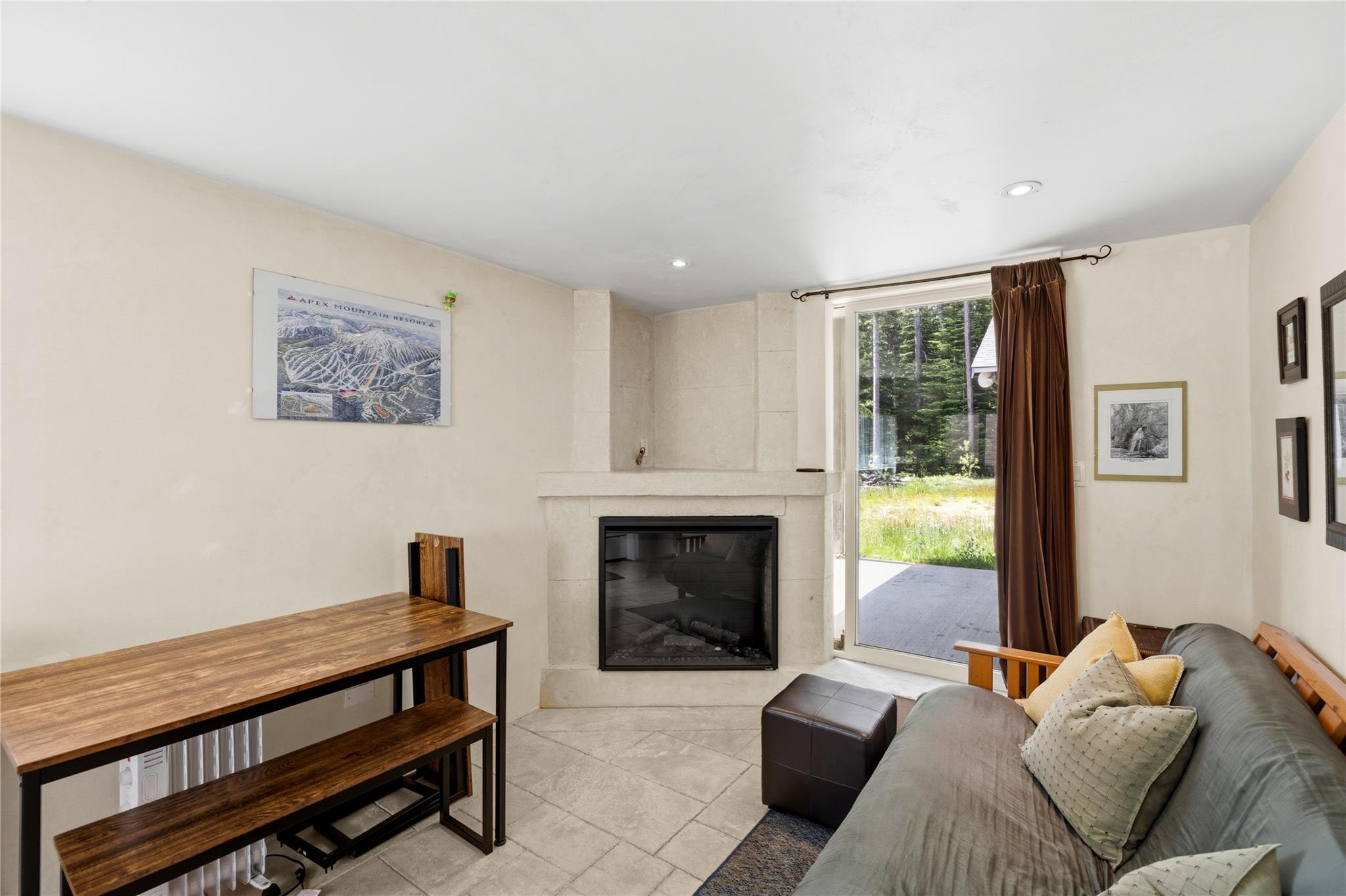 156 Clearview Road 103A Apex Mountain V2A 0E2