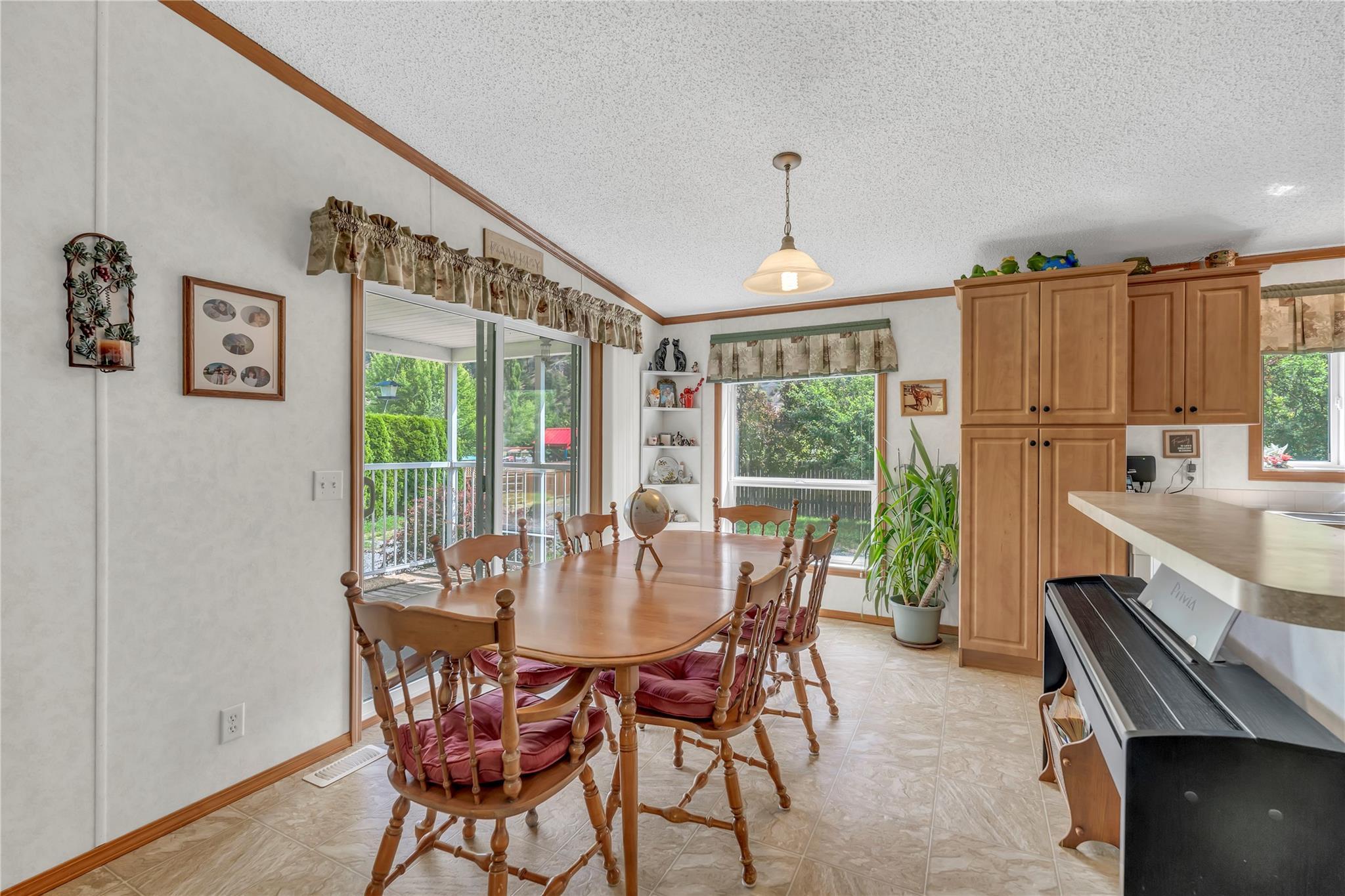 1526 Main Street N Olalla V0X 1N6
