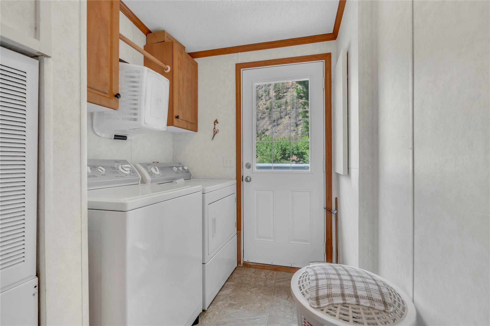 1526 Main Street N Olalla V0X 1N6