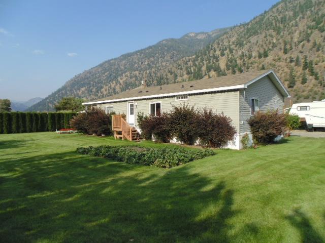 1526 Main Street N Olalla V0X 1N6