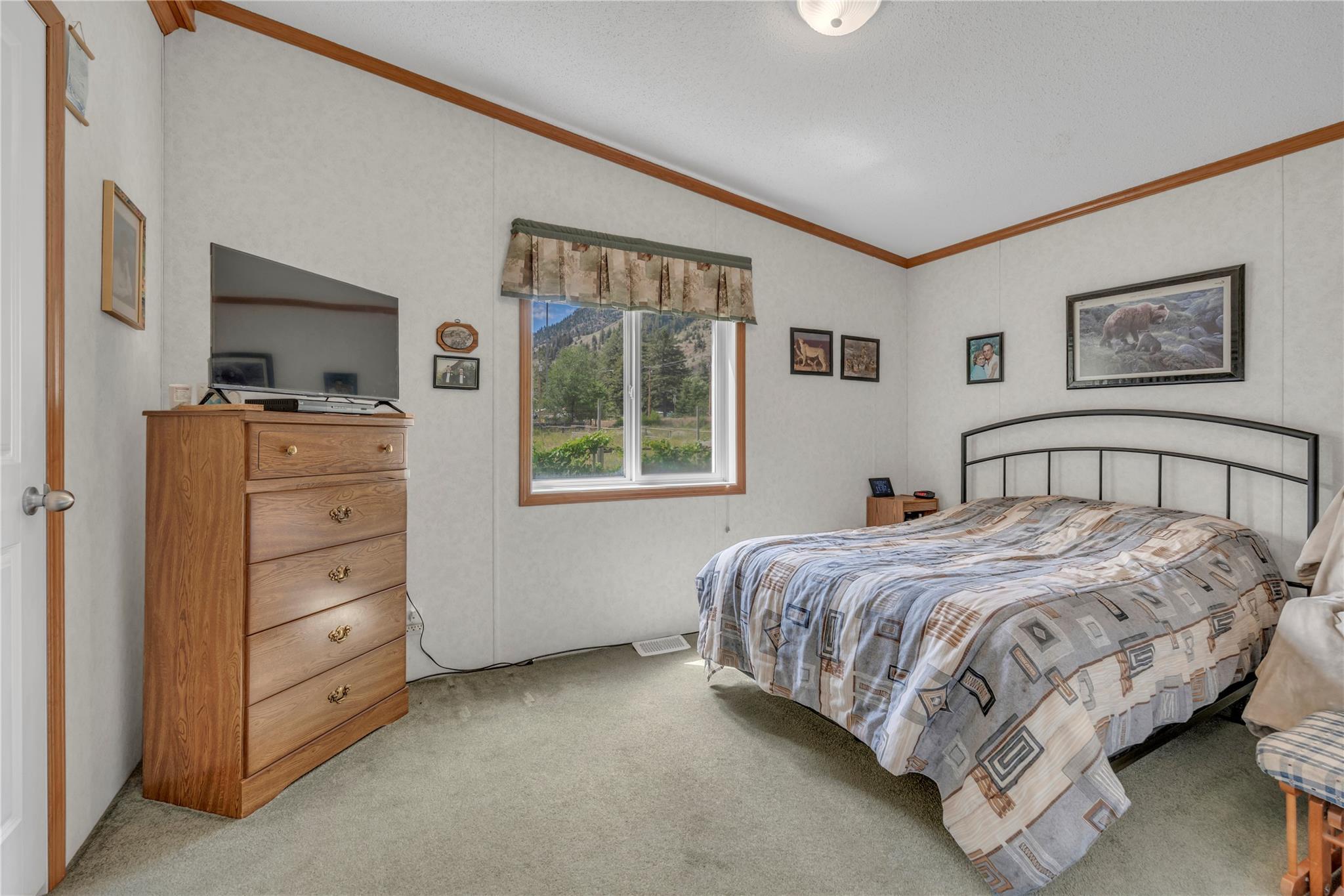 1526 Main Street N Olalla V0X 1N6