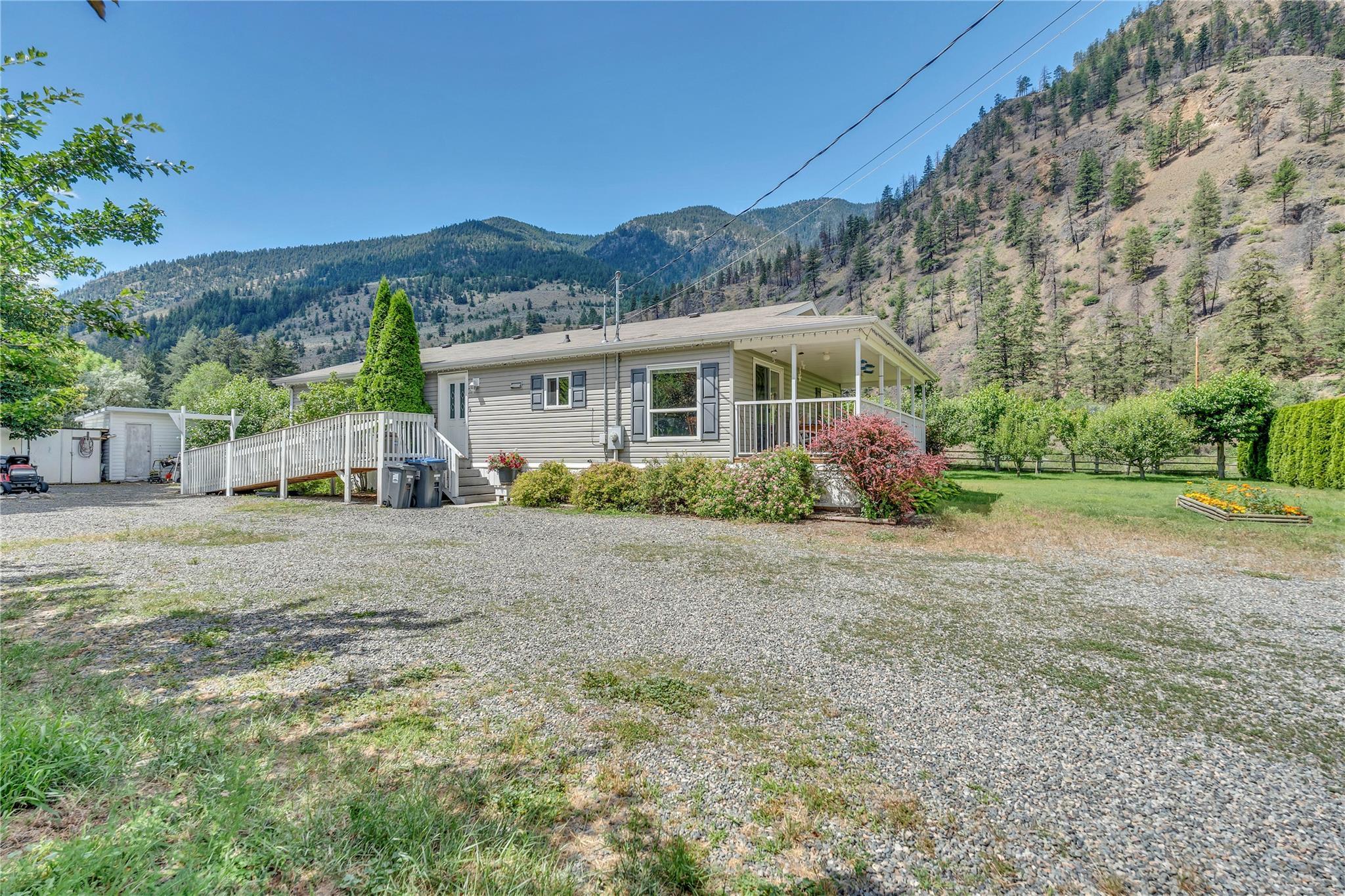 1526 Main Street N Olalla V0X 1N6