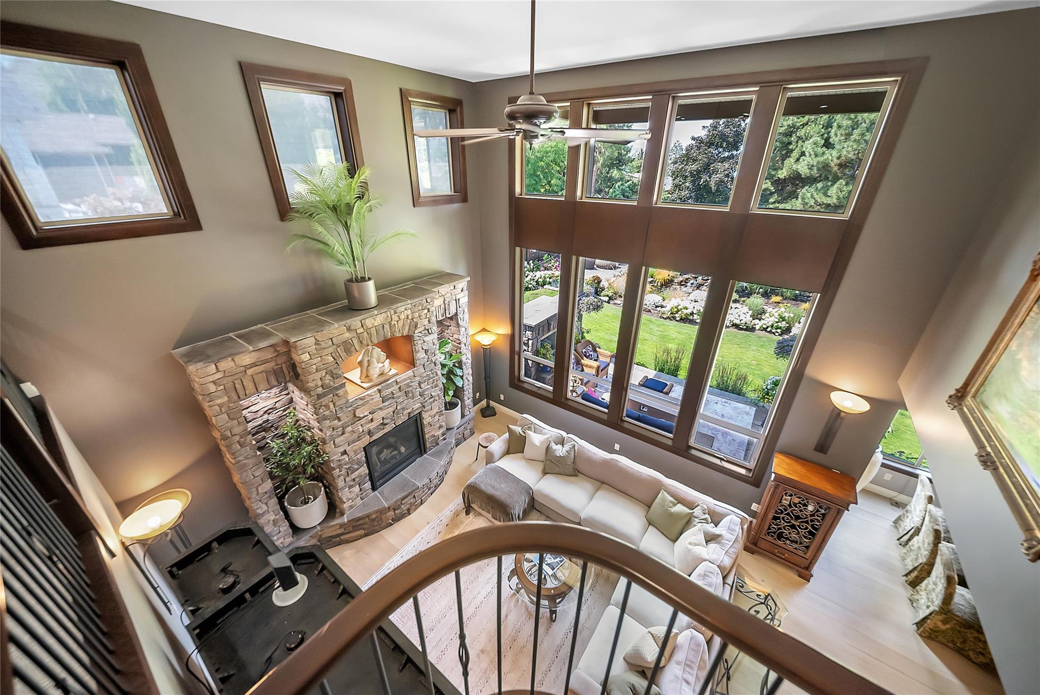 336 Quilchena Drive Kelowna V1W 4Y9