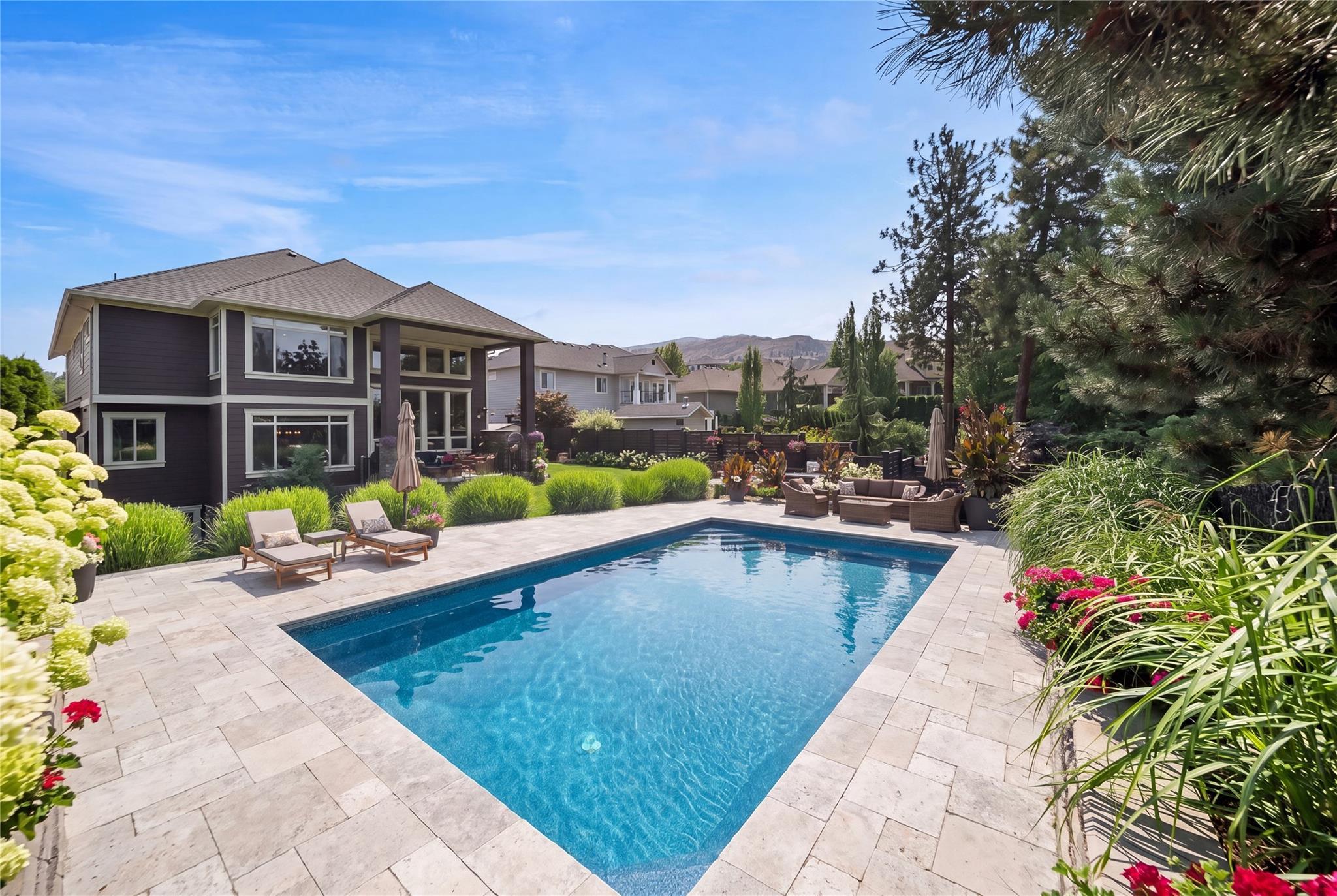 336 Quilchena Drive Kelowna V1W 4Y9
