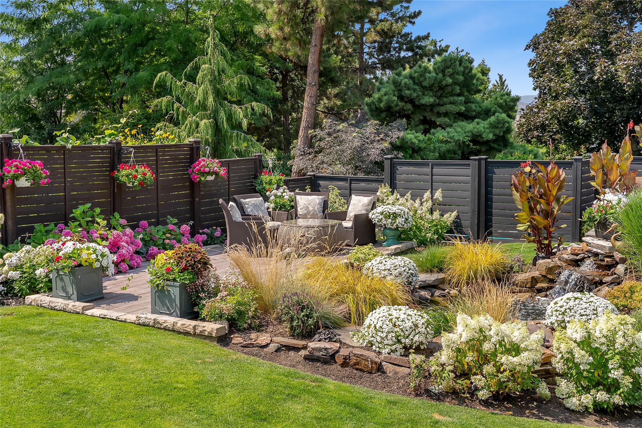 336 Quilchena Drive Kelowna V1W 4Y9
