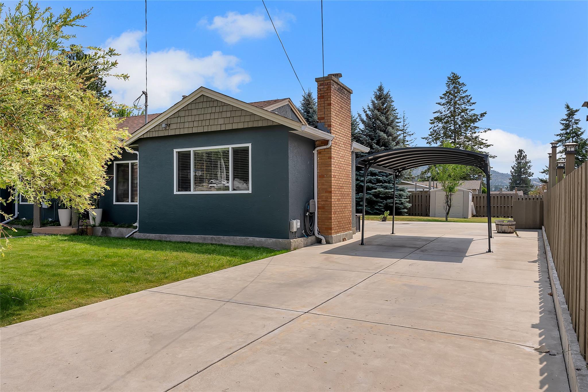 1366 Ridgedale Avenue Penticton V2A 2S2