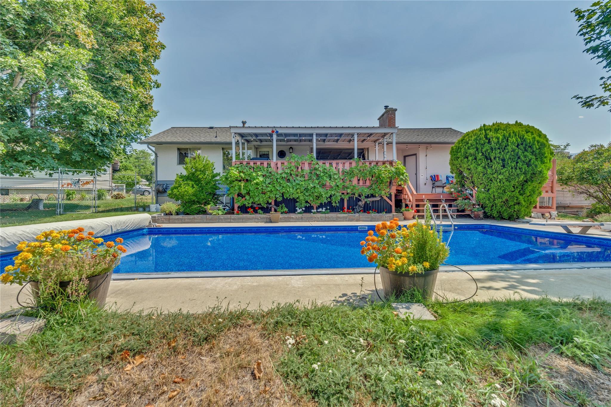 707 Ross Avenue Penticton V2A 3A5