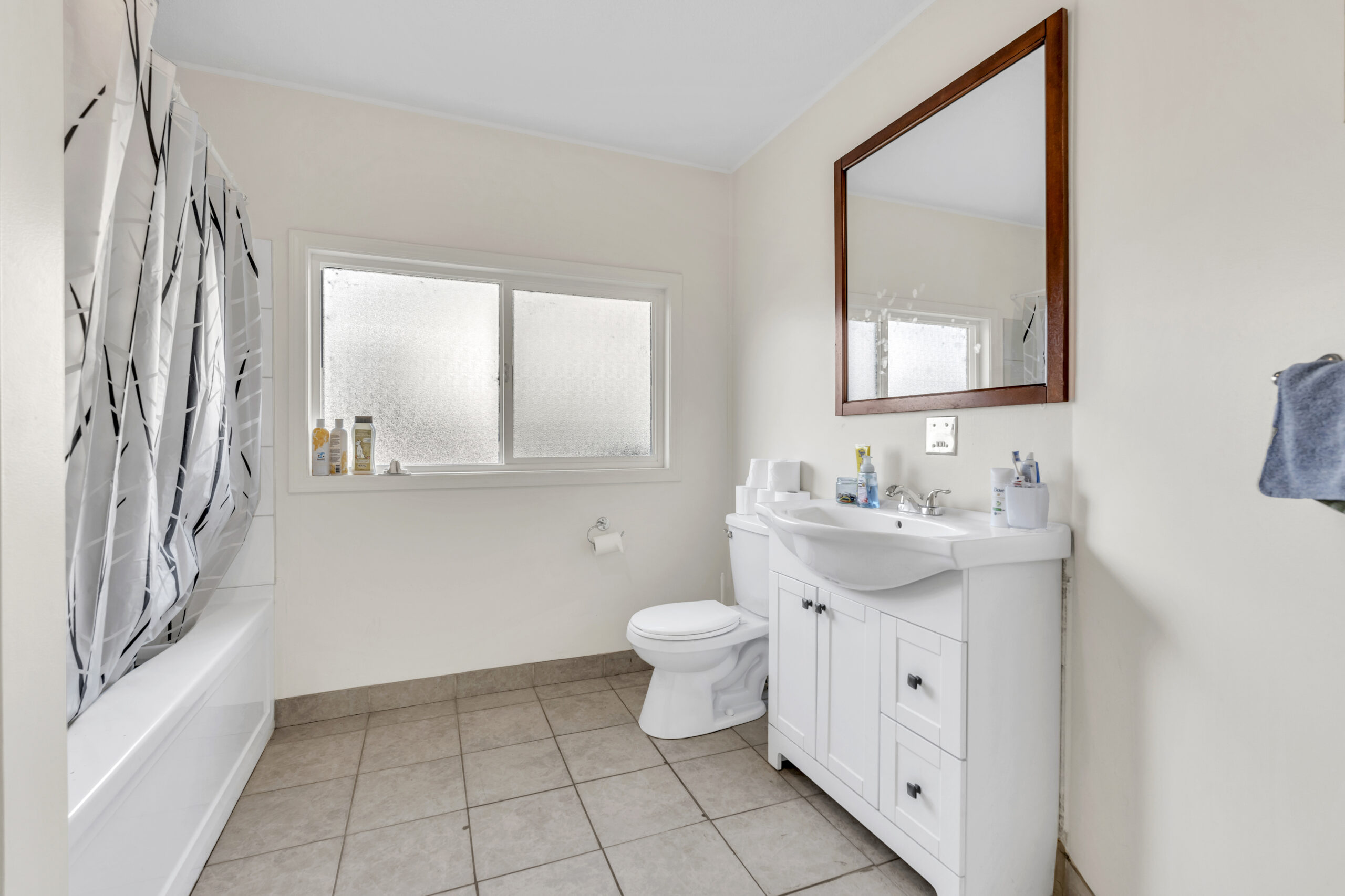 11801 Sinclair Road 101 Summerland V0H 1Z8