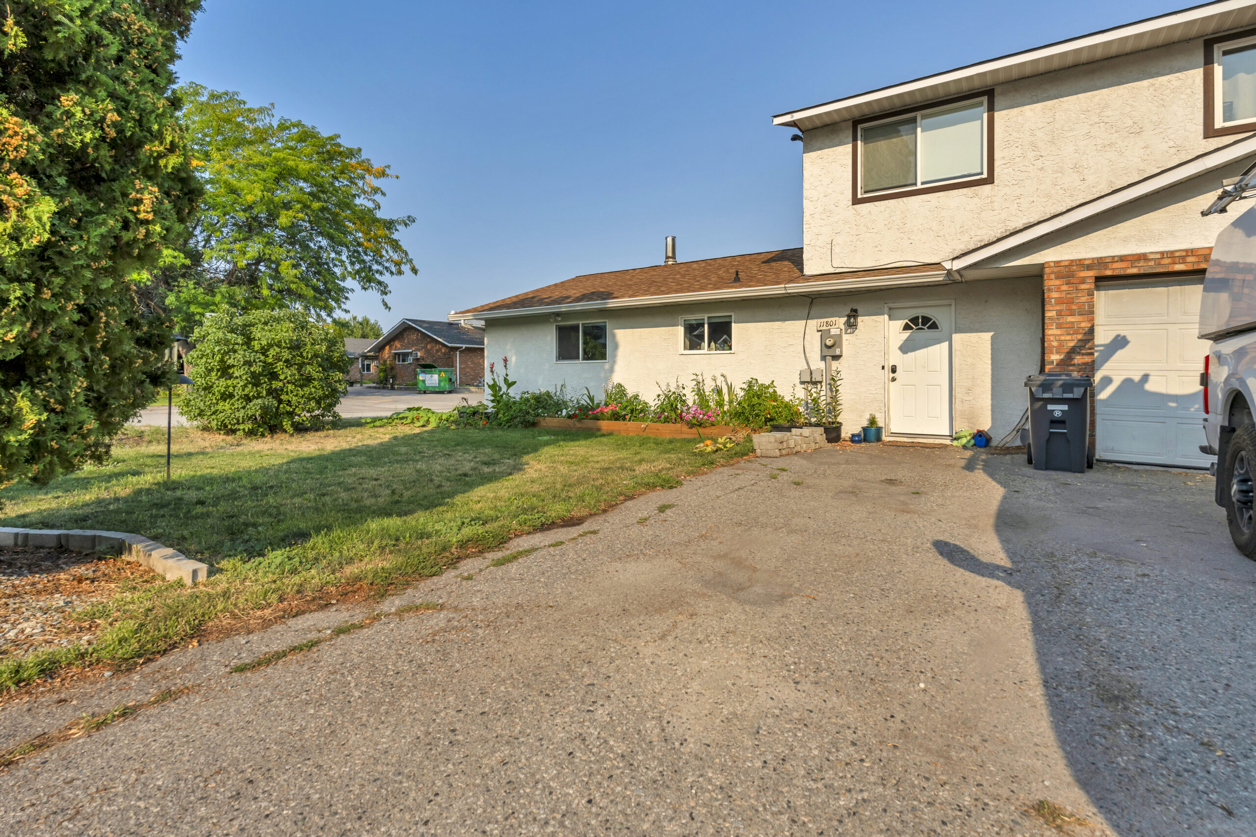 11801 Sinclair Road 101 Summerland V0H 1Z8
