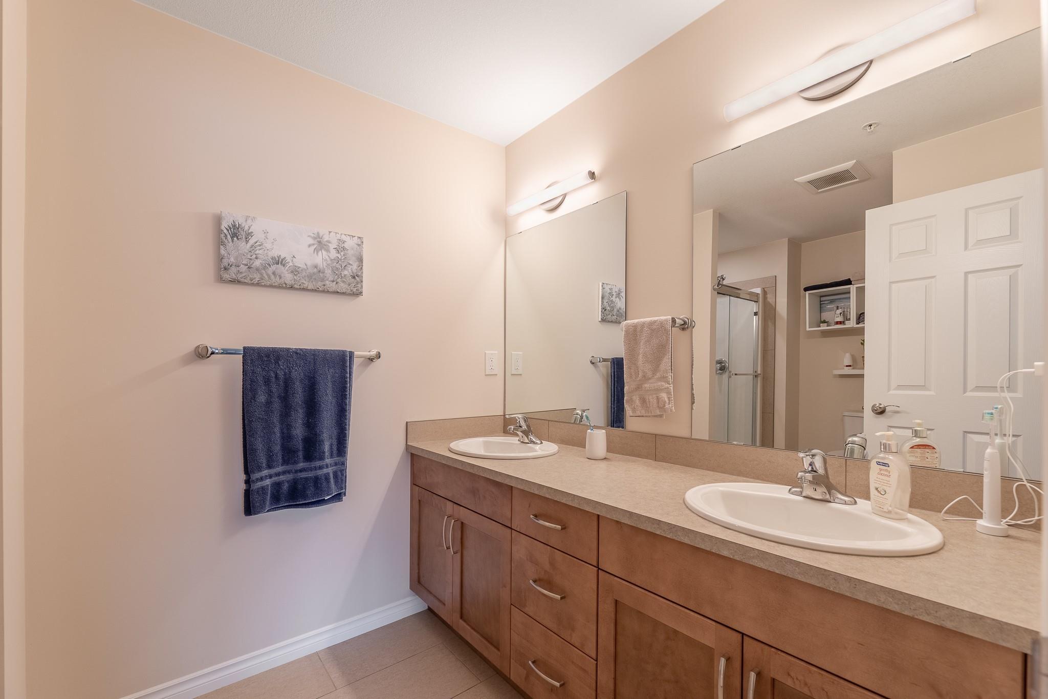 3346 Skaha Lake Road 304 Penticton V2A 6G4