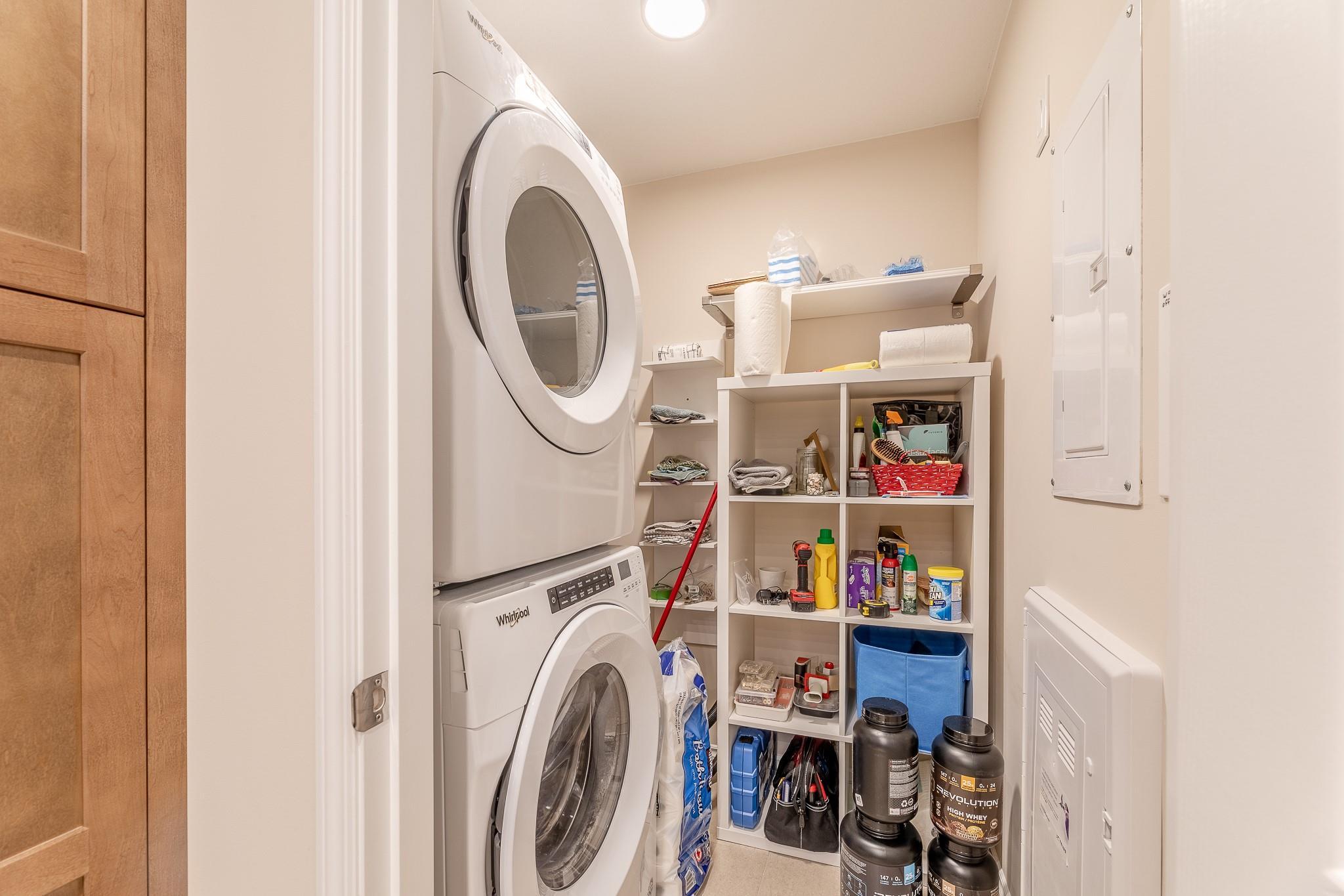 3346 Skaha Lake Road 304 Penticton V2A 6G4