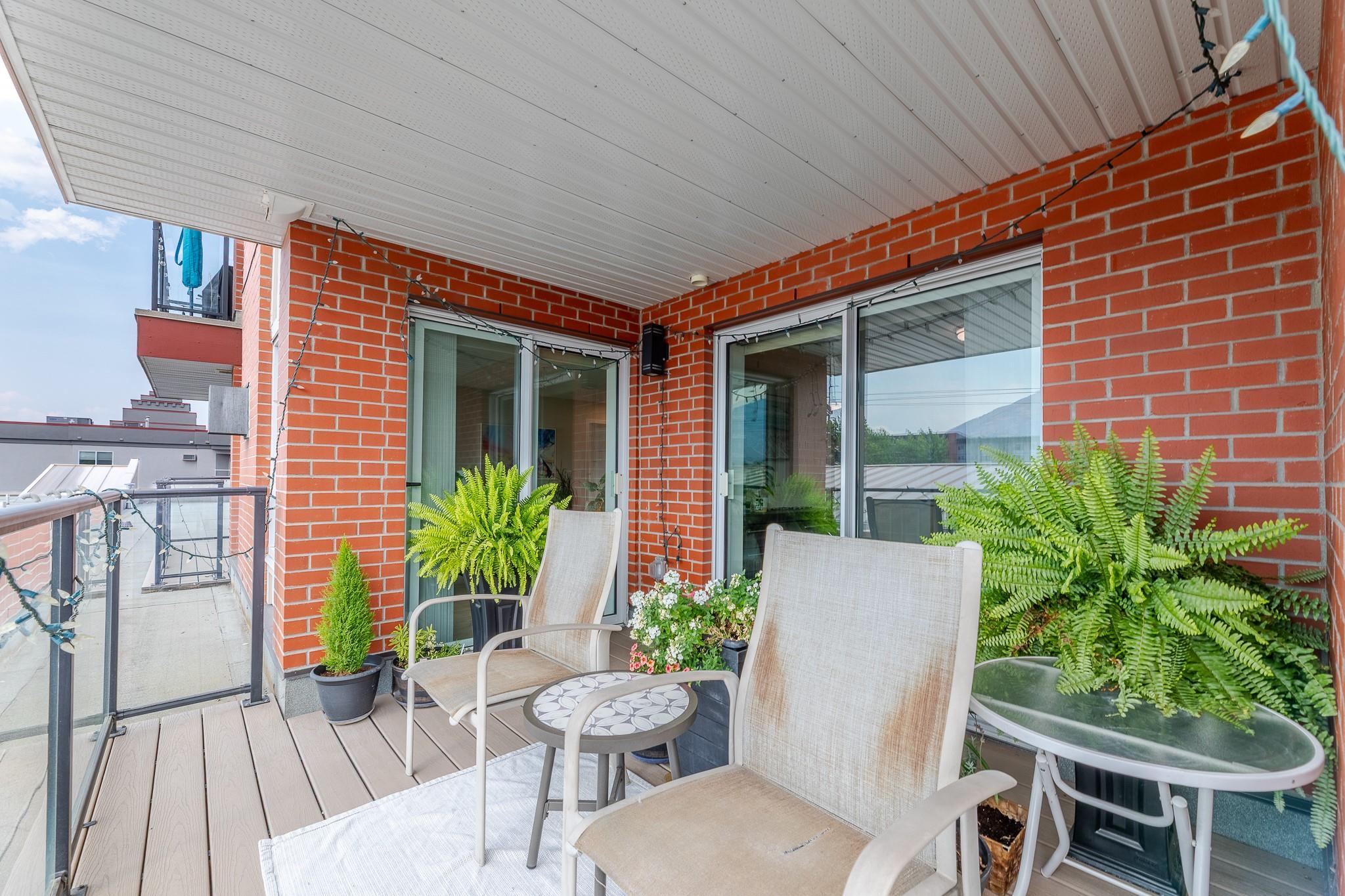 3346 Skaha Lake Road 304 Penticton V2A 6G4
