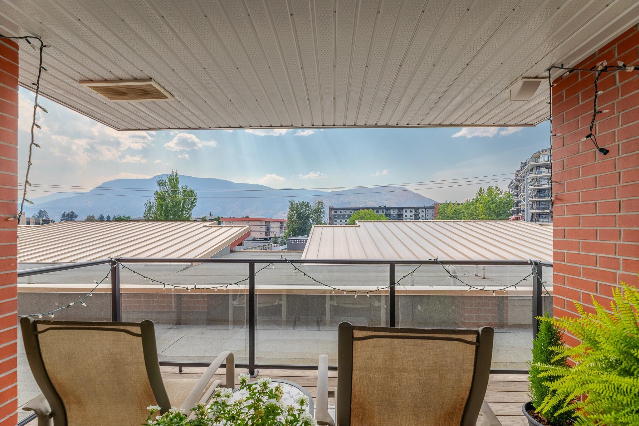 3346 Skaha Lake Road 304 Penticton V2A 6G4