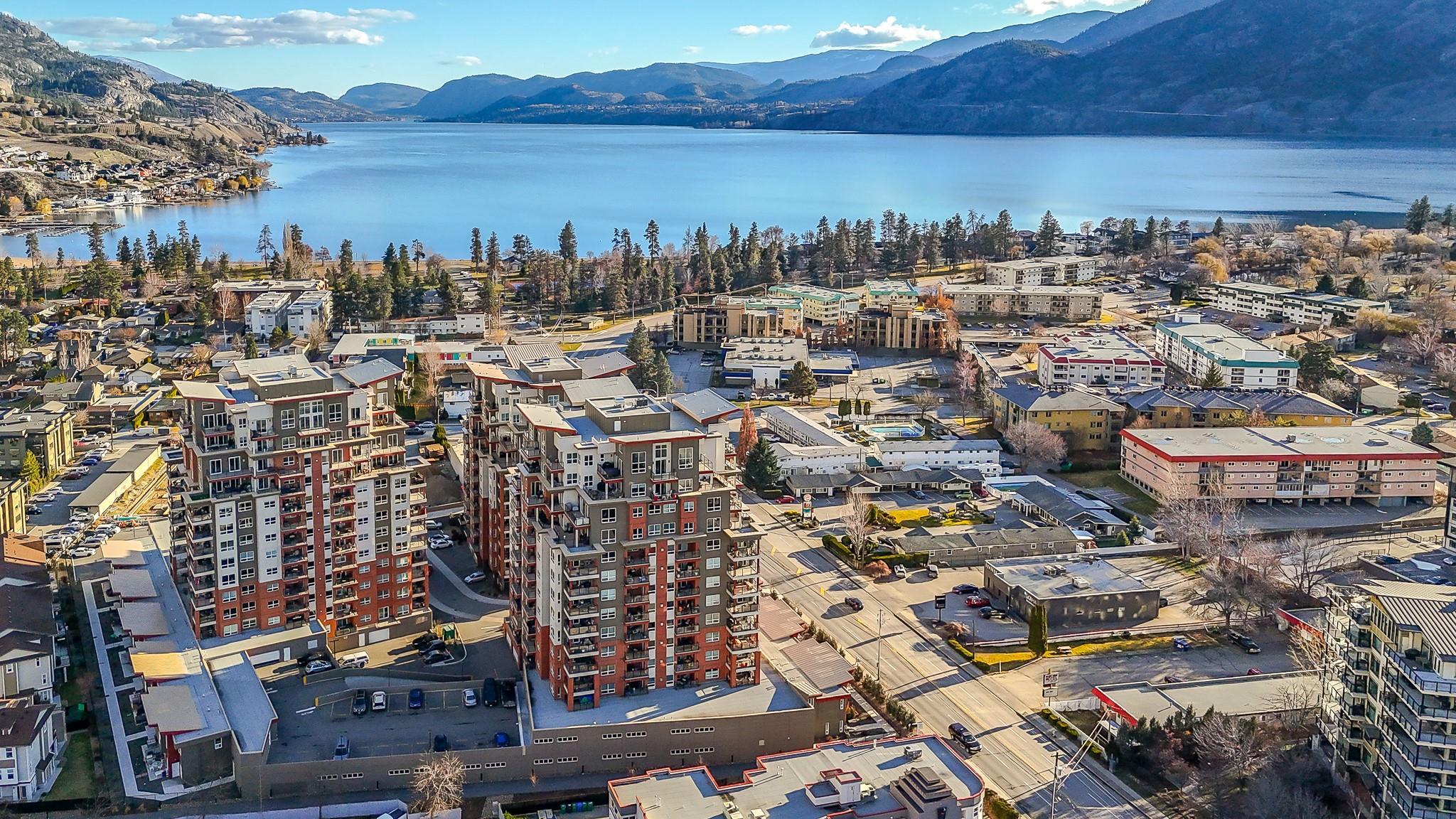 3346 Skaha Lake Road 304 Penticton V2A 6G4