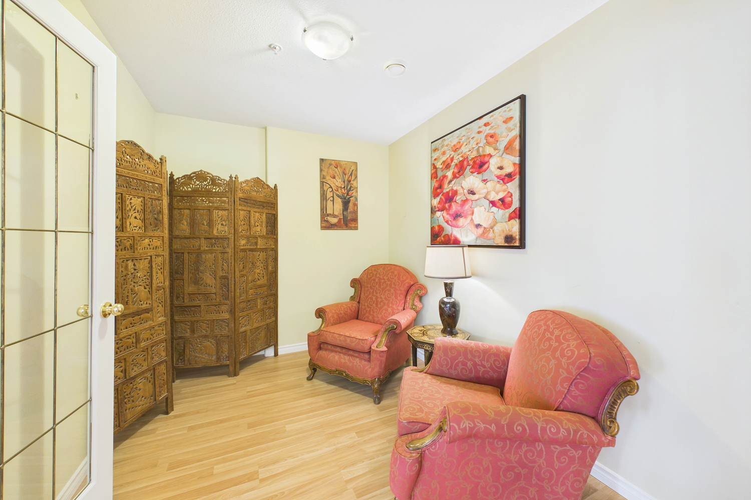 2285 Atkinson Street 204 Penticton V2A 8R7