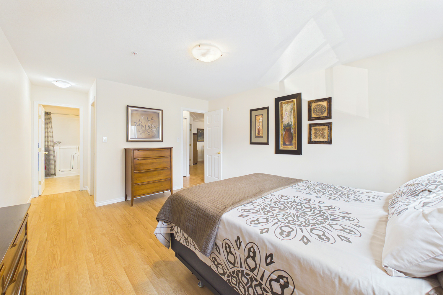 2285 Atkinson Street 204 Penticton V2A 8R7