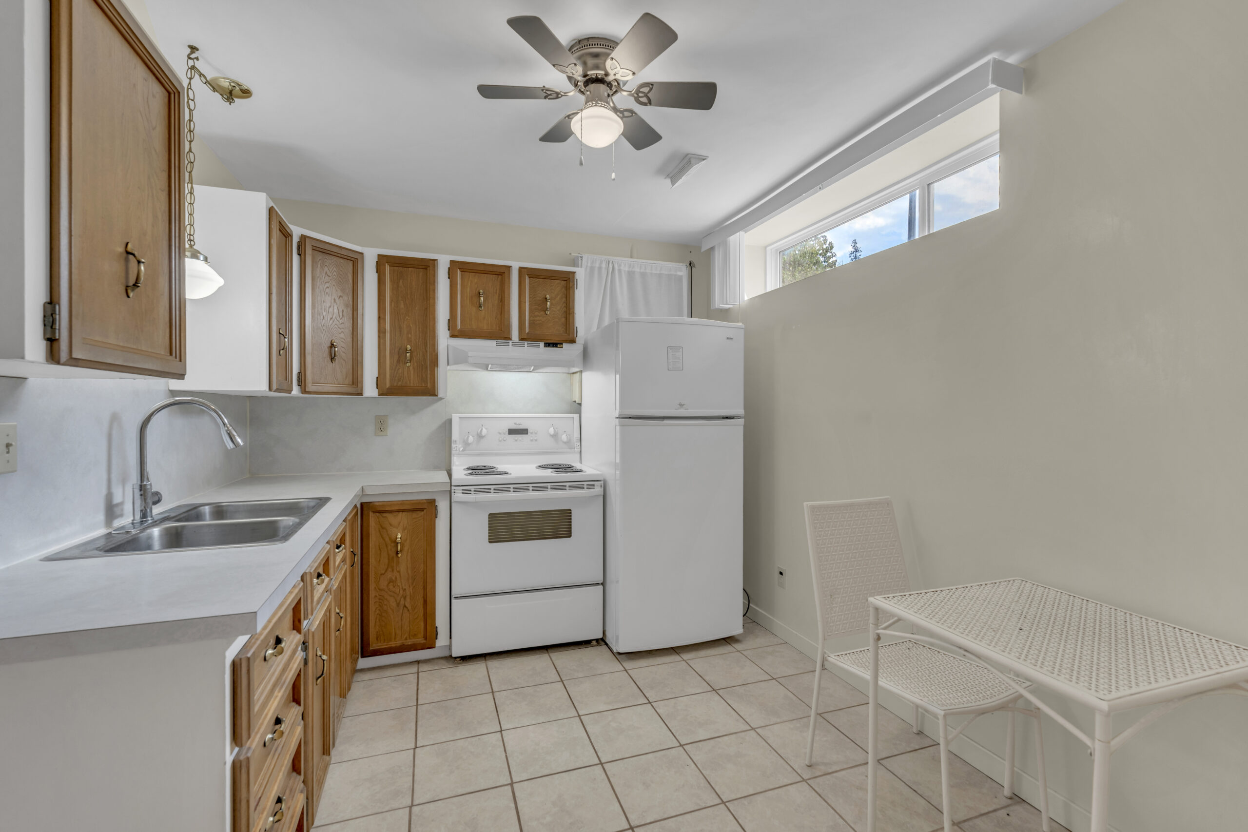 158 Glen Place Penticton V2A 6T4