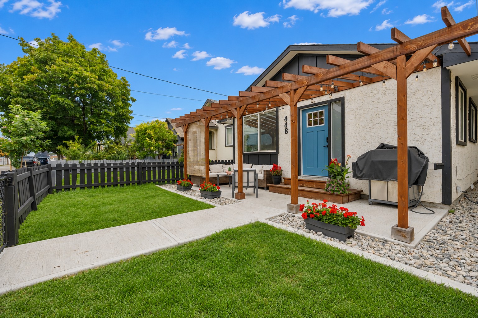 448 Caribou Street Penticton V2A 5W6