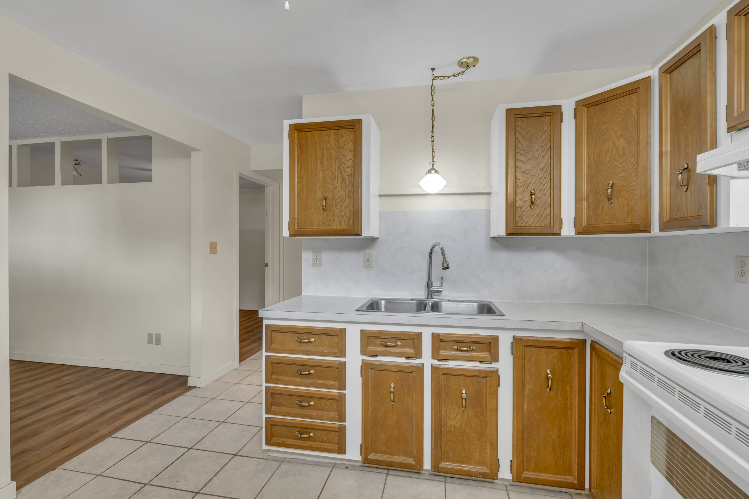158 Glen Place Penticton V2A 6T4
