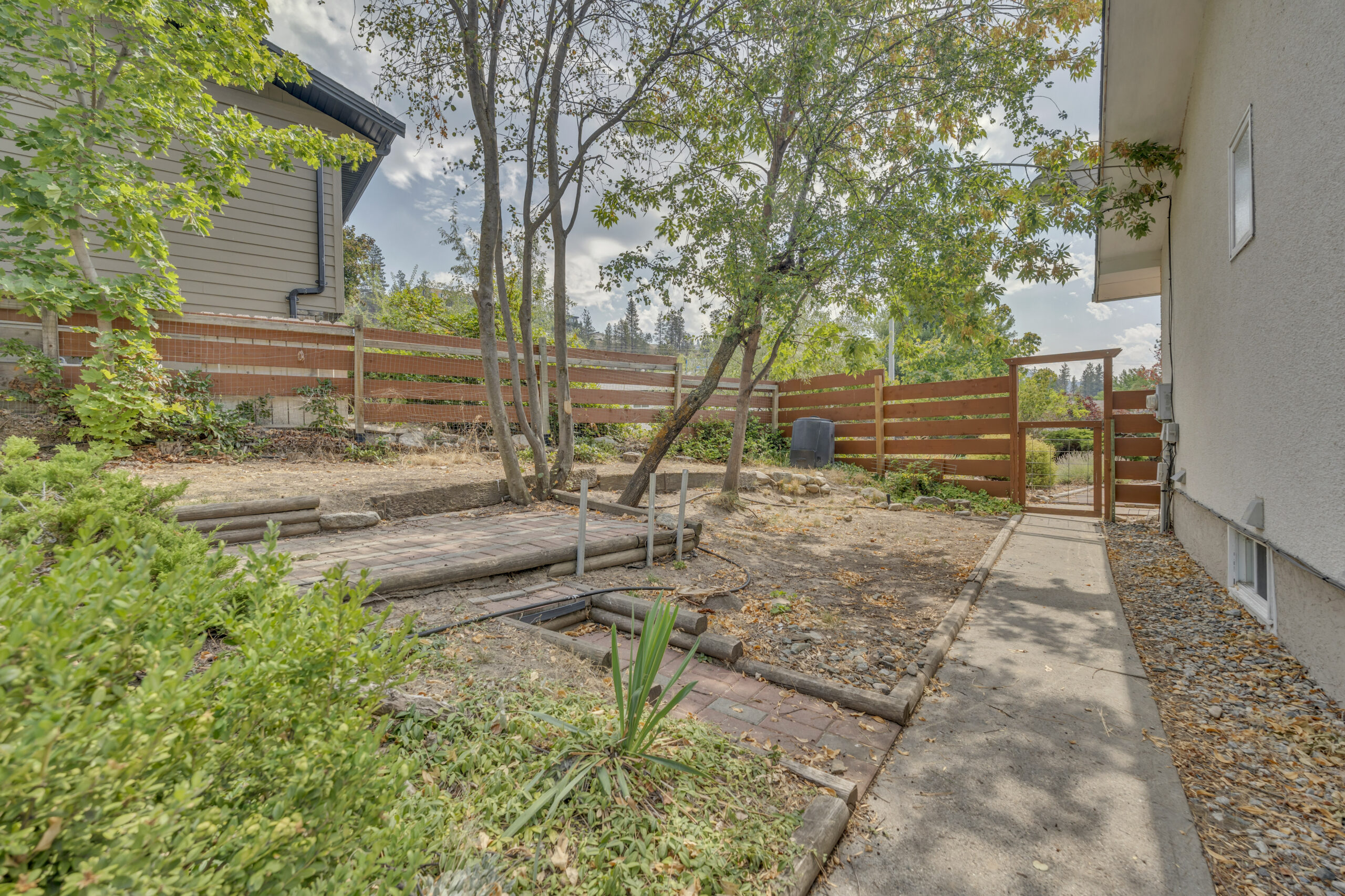 158 Glen Place Penticton V2A 6T4
