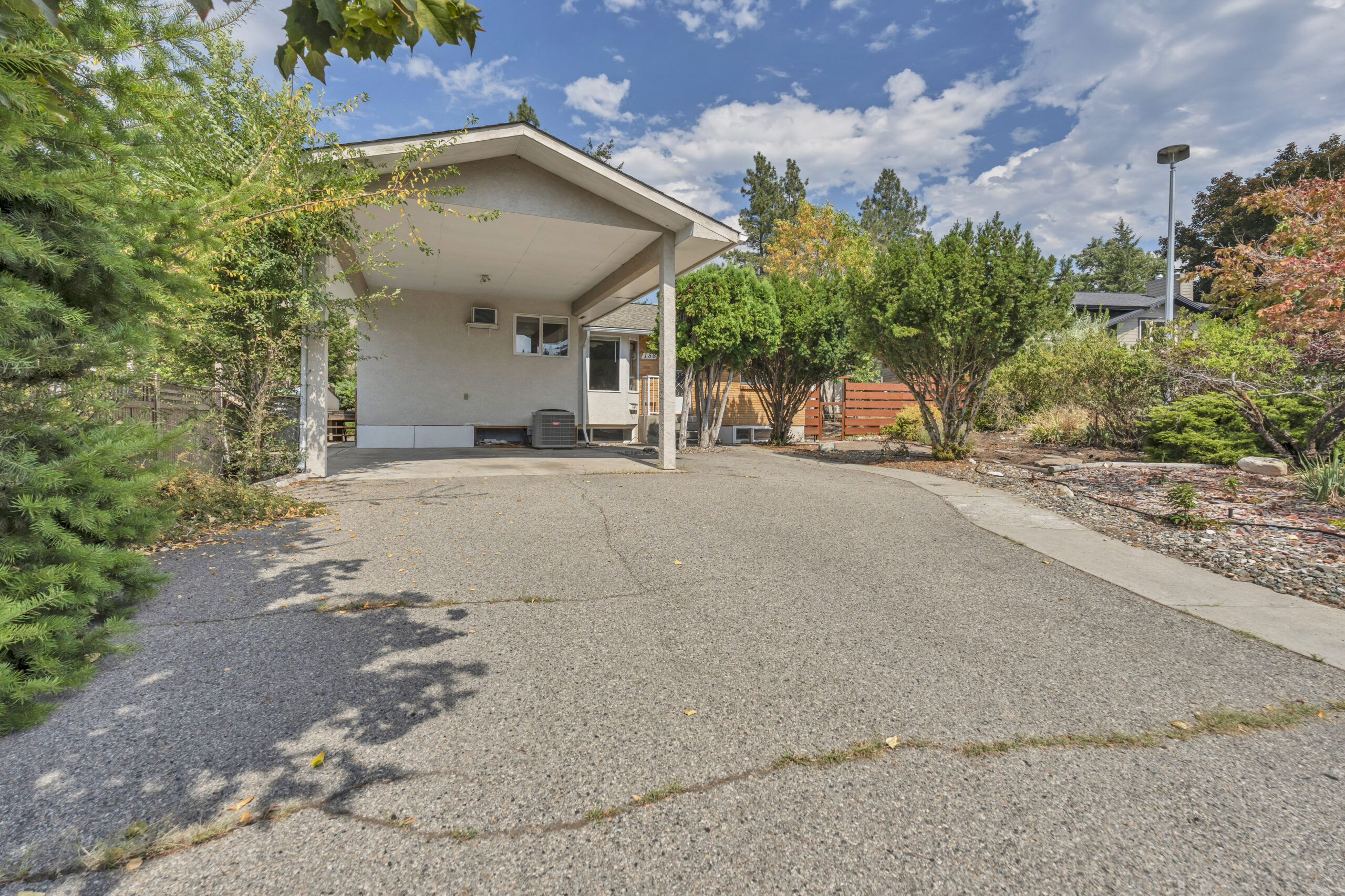 158 Glen Place Penticton V2A 6T4