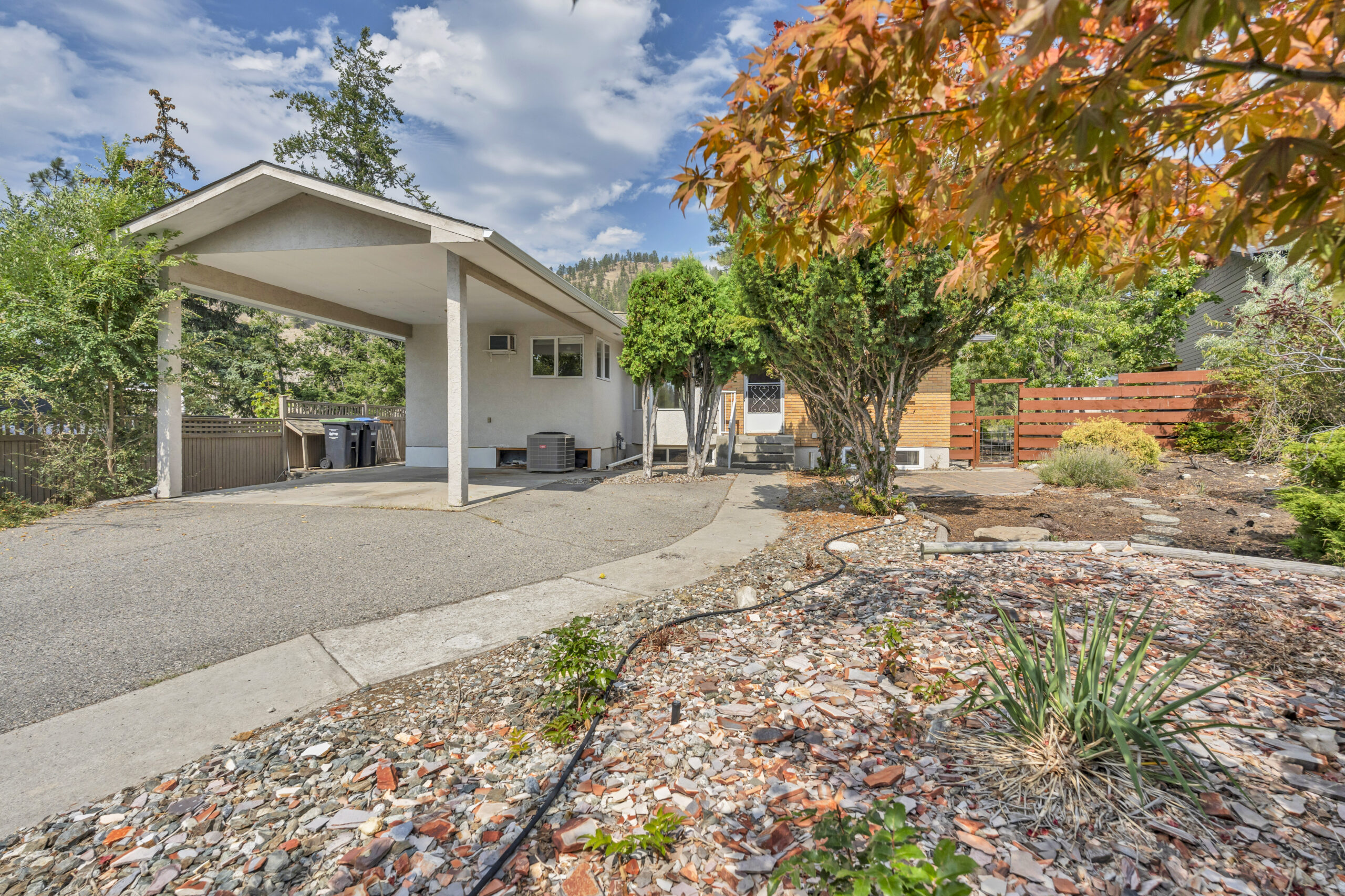 158 Glen Place Penticton V2A 6T4