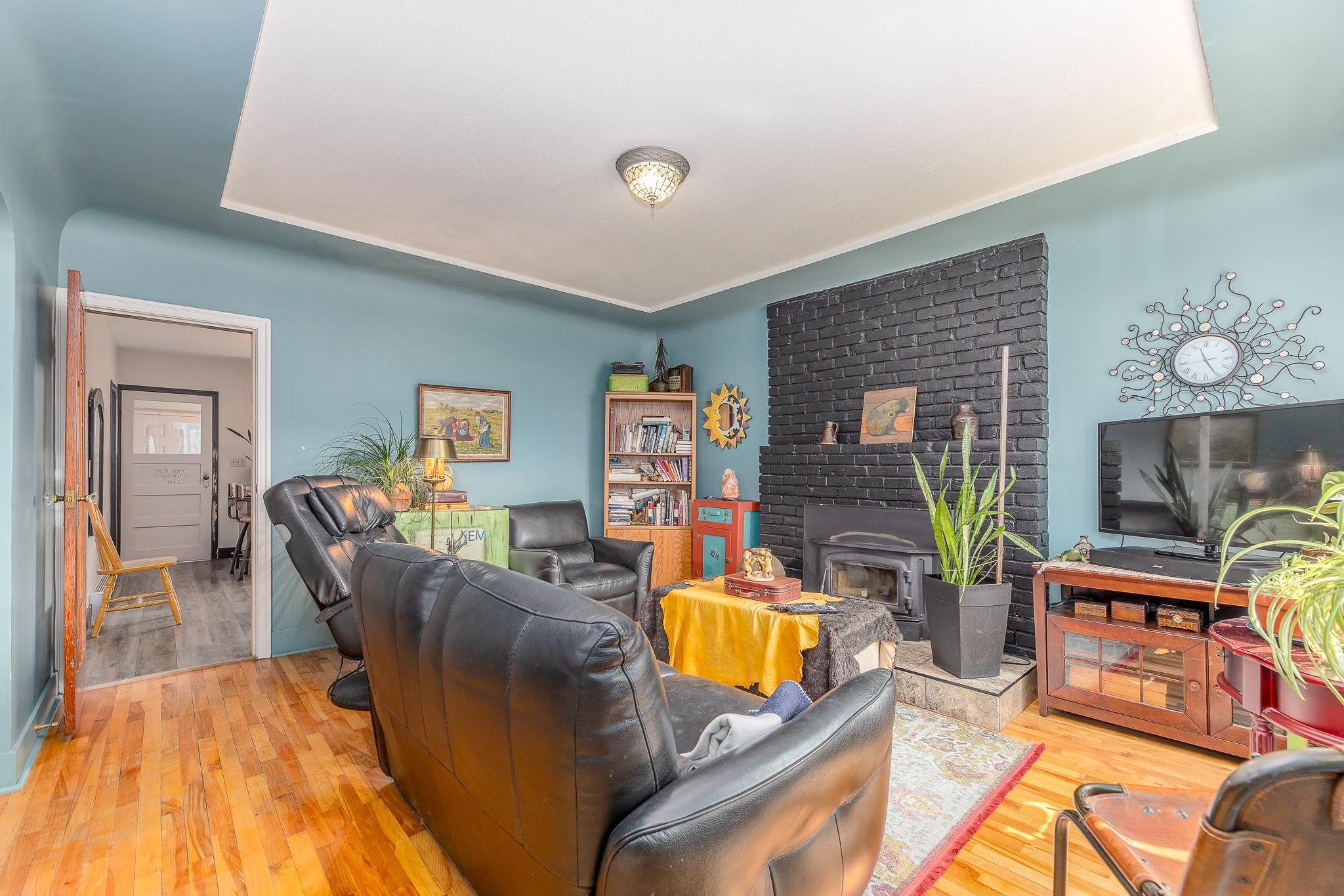 174 Bassett Street Penticton V2A 5W2