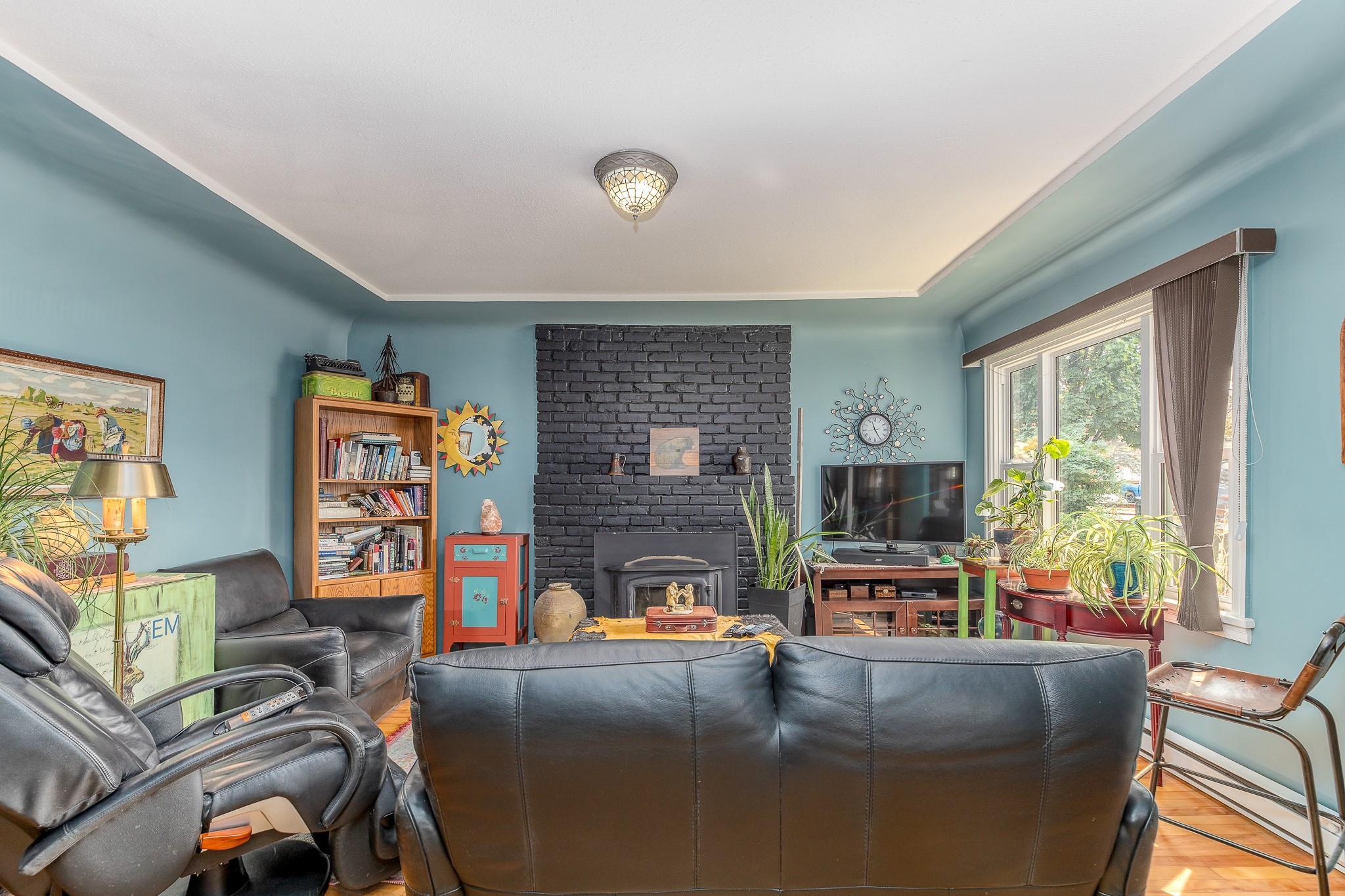 174 Bassett Street Penticton V2A 5W2