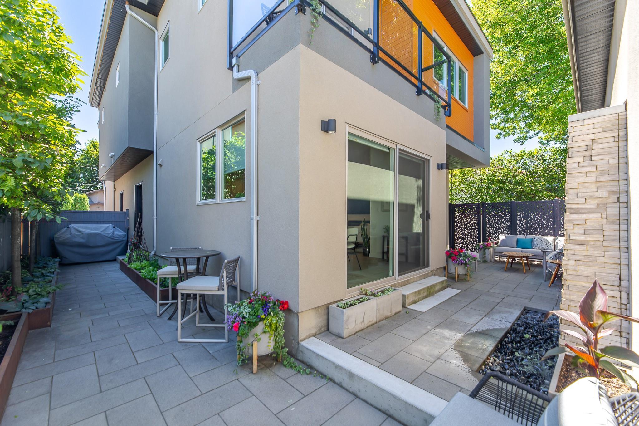 589 Churchill Avenue 102 Penticton V2A 1E2