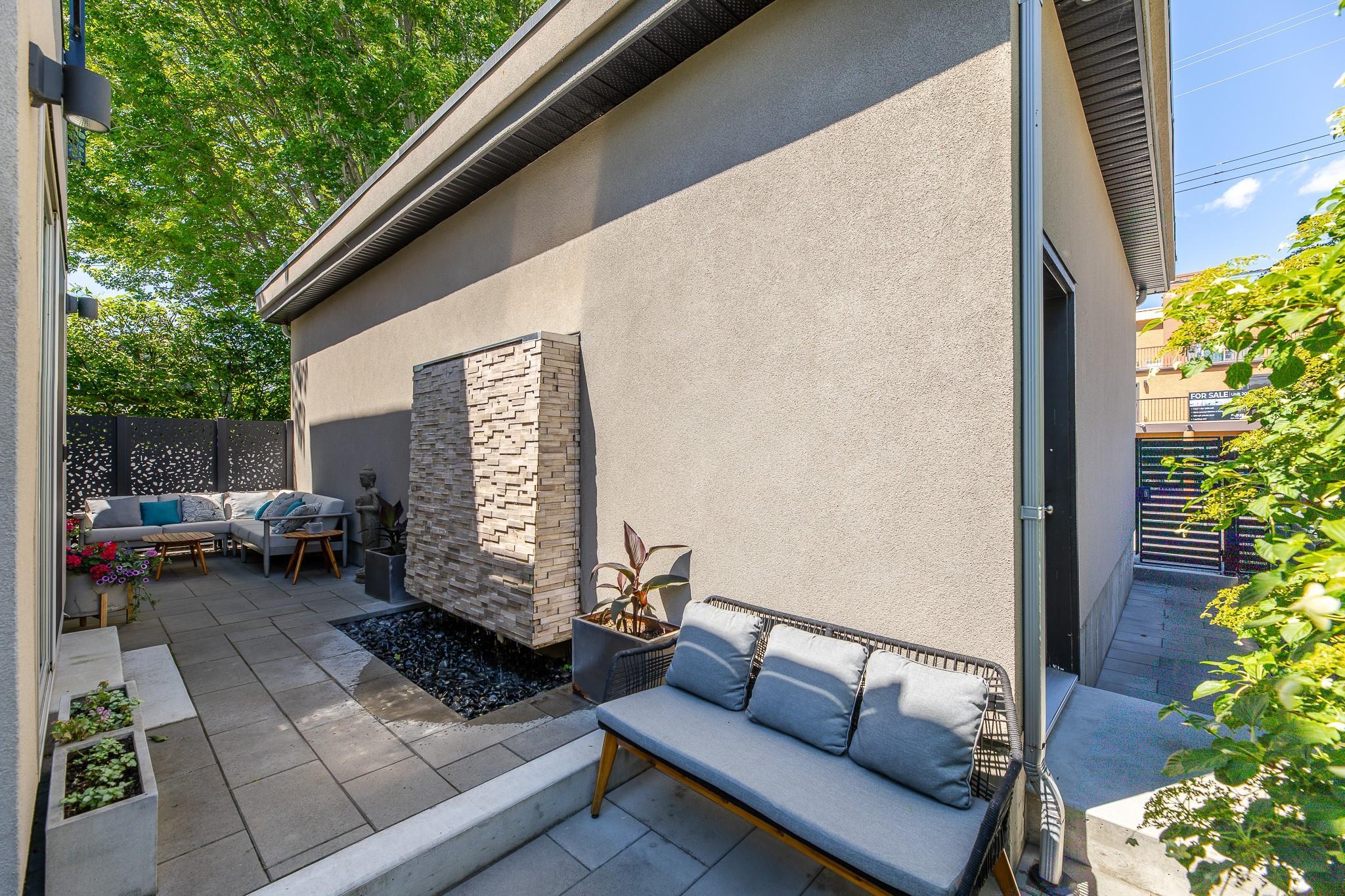 589 Churchill Avenue 102 Penticton V2A 1E2