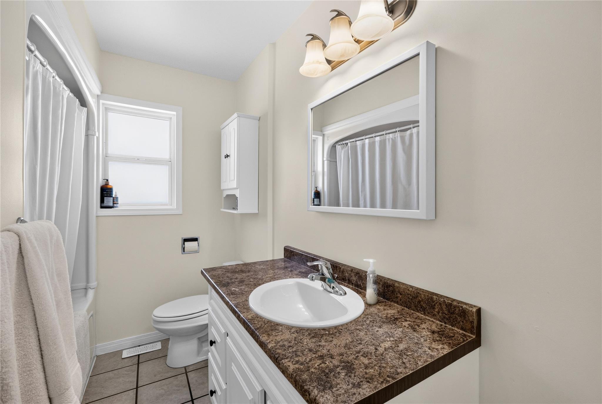 317 Haynes Street Penticton V2A 5S1