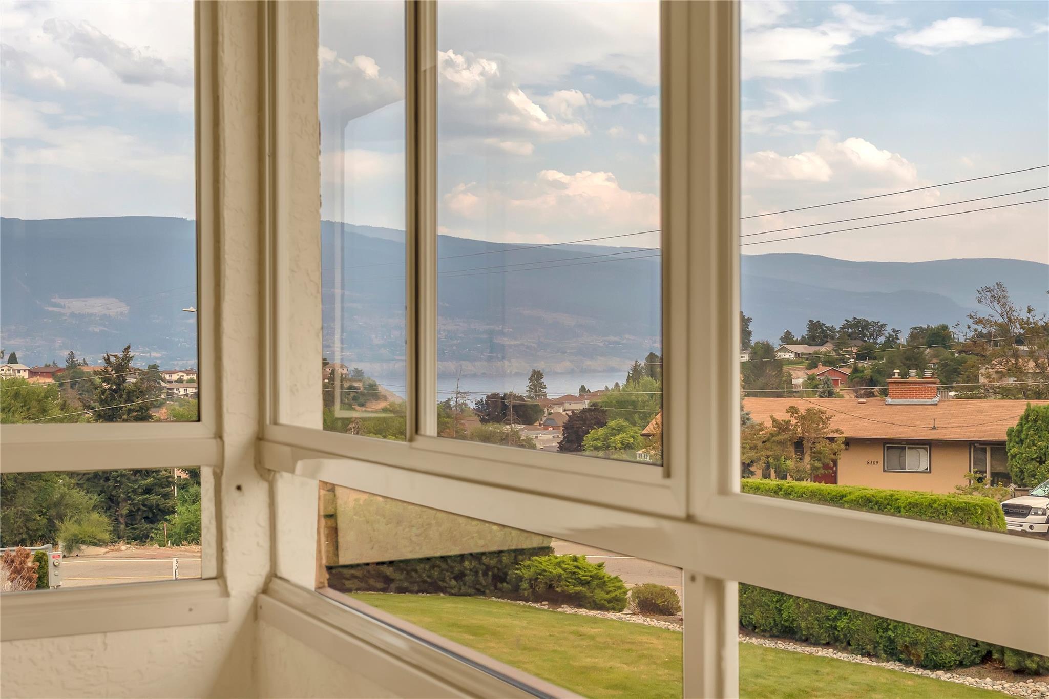 8416 Jubilee Road E Summerland V0H 1Z5