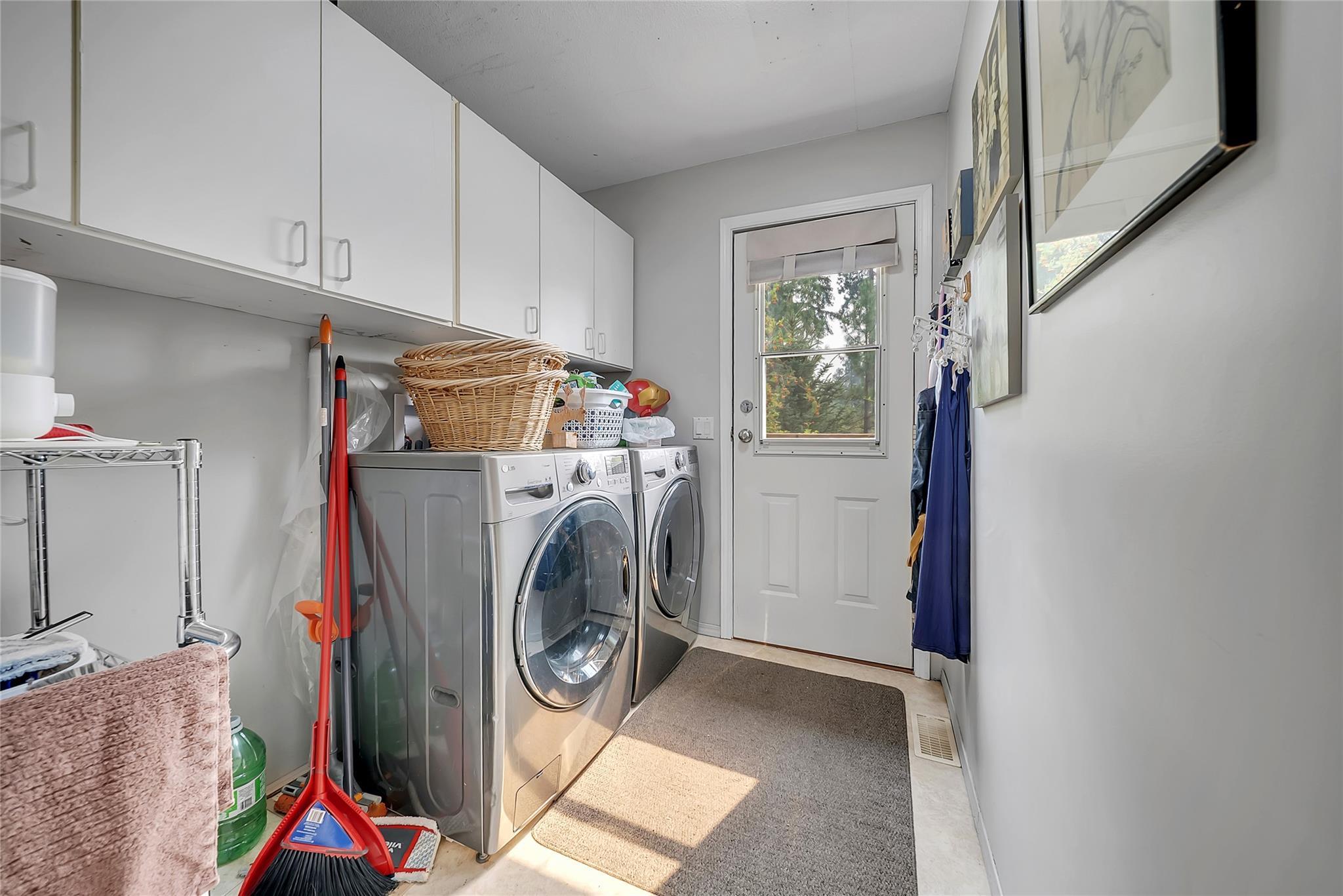 3272 Juniper Drive Naramata V0H 1N1