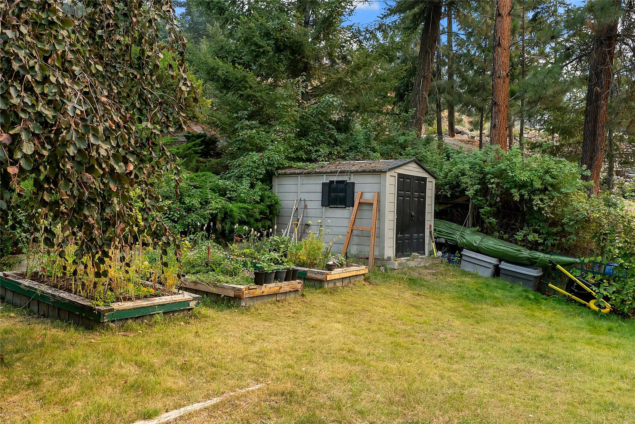 3272 Juniper Drive Naramata V0H 1N1