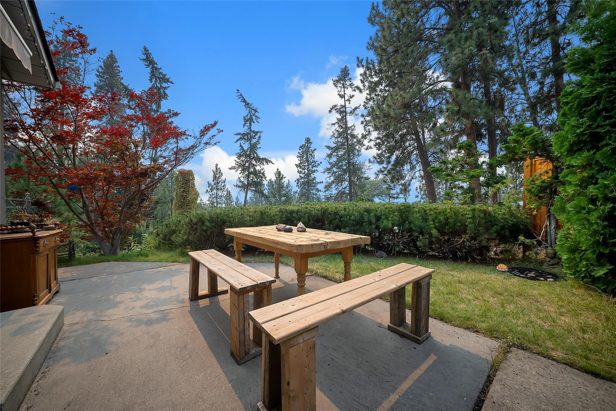 3272 Juniper Drive Naramata V0H 1N1