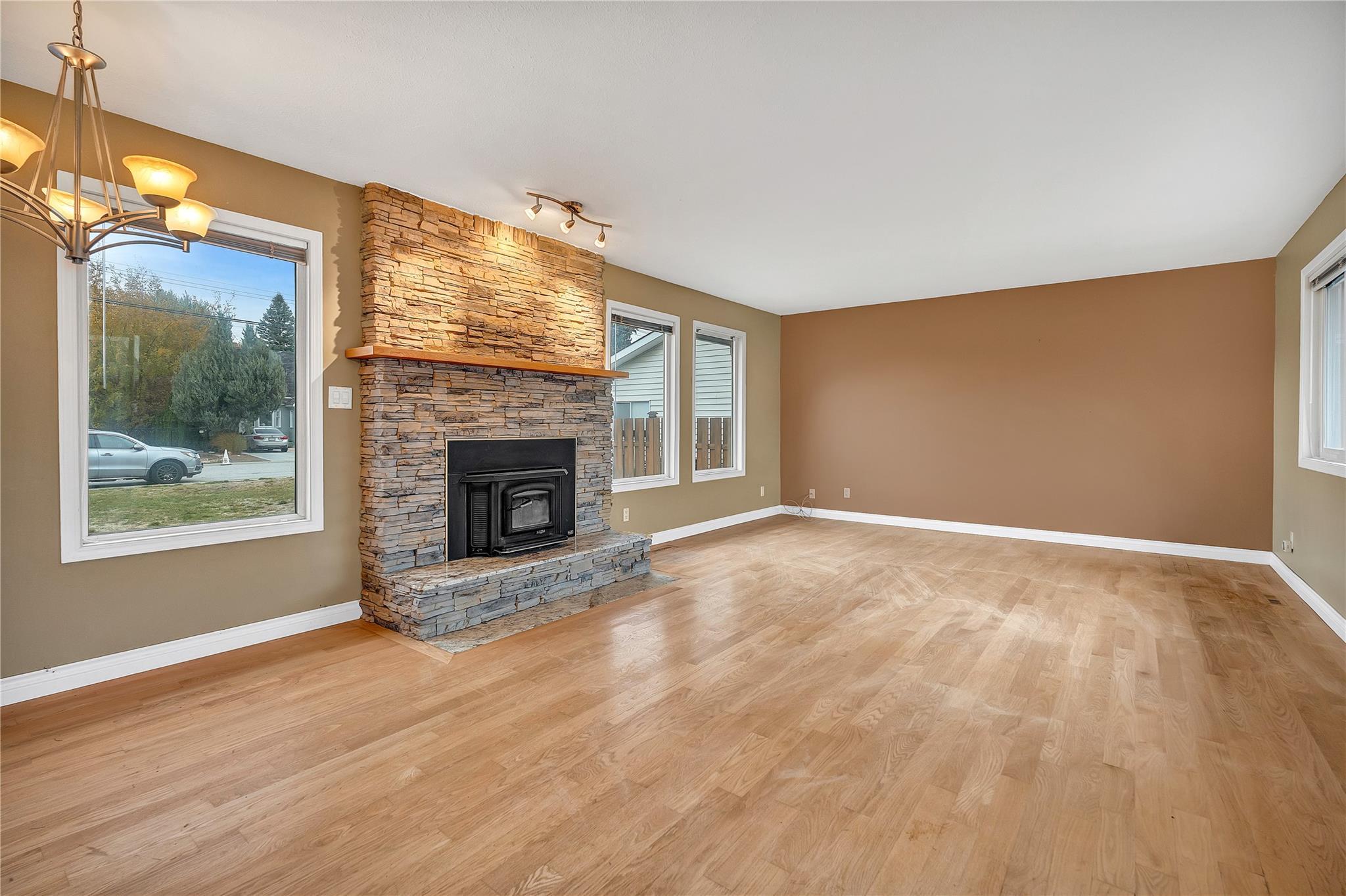 126 Lee Avenue Penticton V2A 3V8