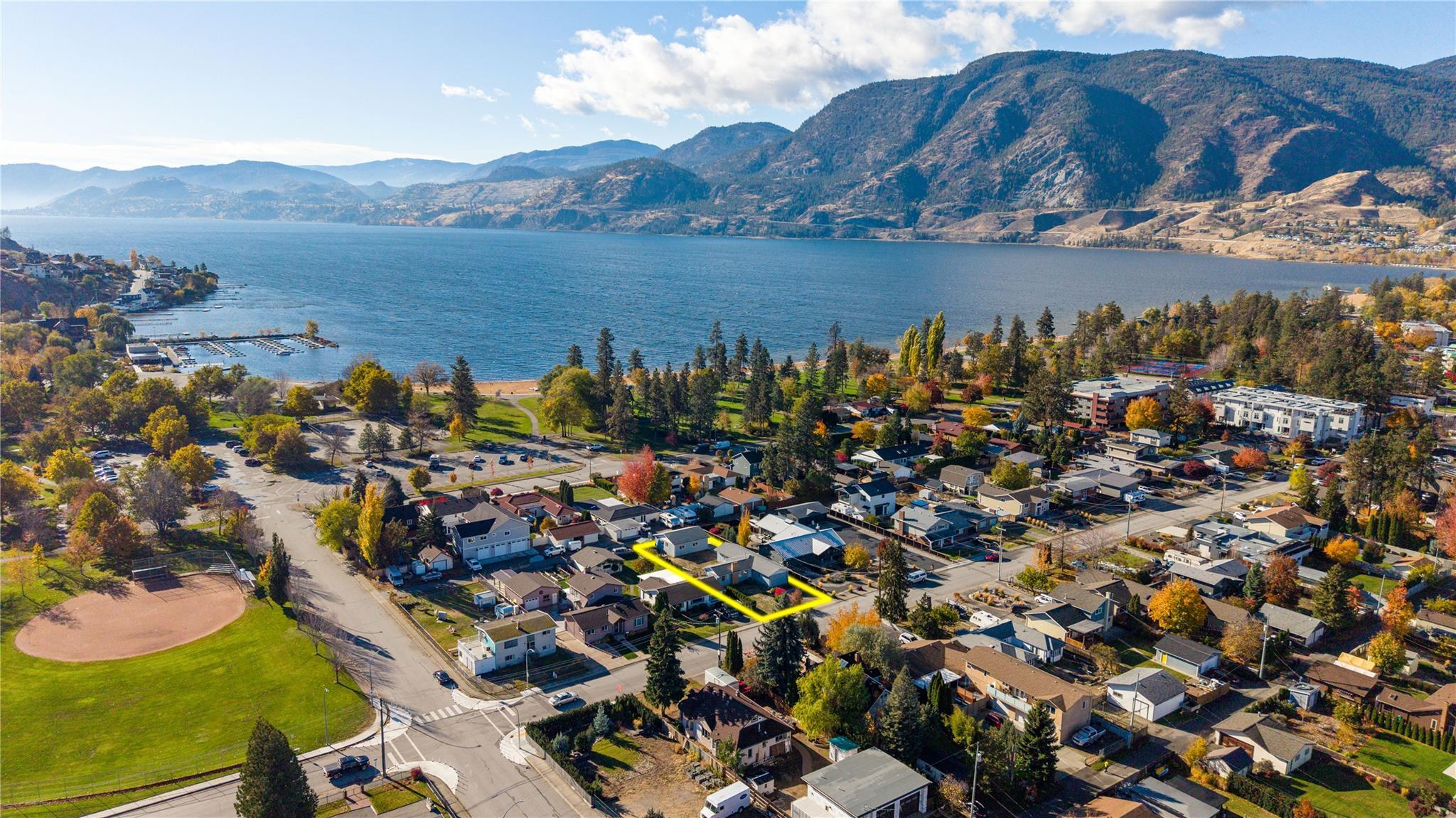 126 Lee Avenue Penticton V2A 3V8